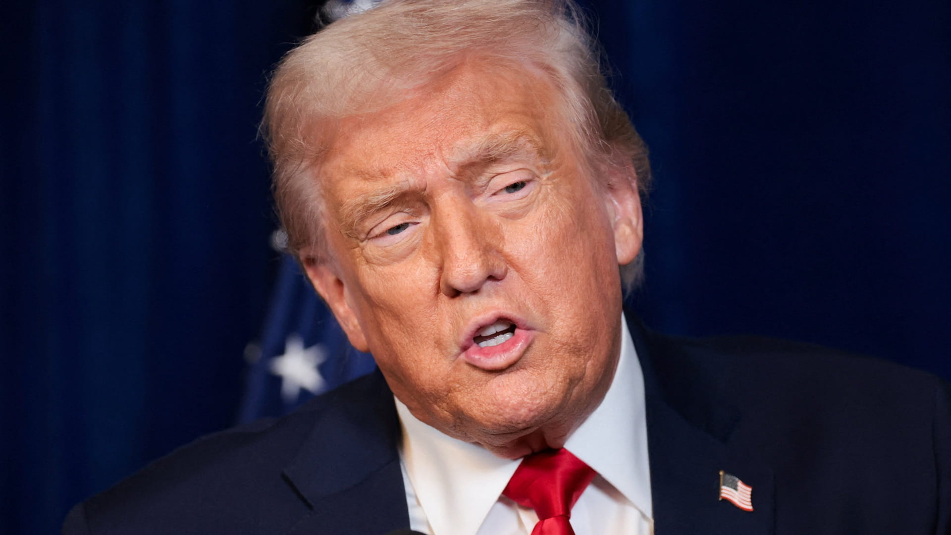 Trump warns US will intervene if Iran kills protesters 