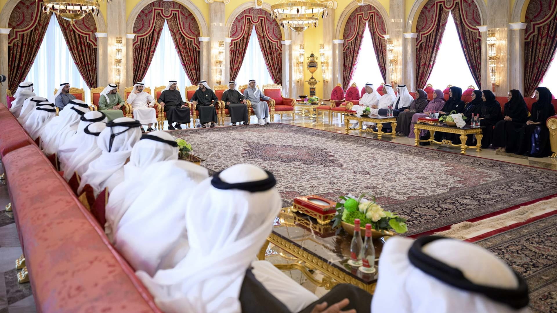 Mohammed bin Rashid marks 20 years as PM with ministerial meeting 