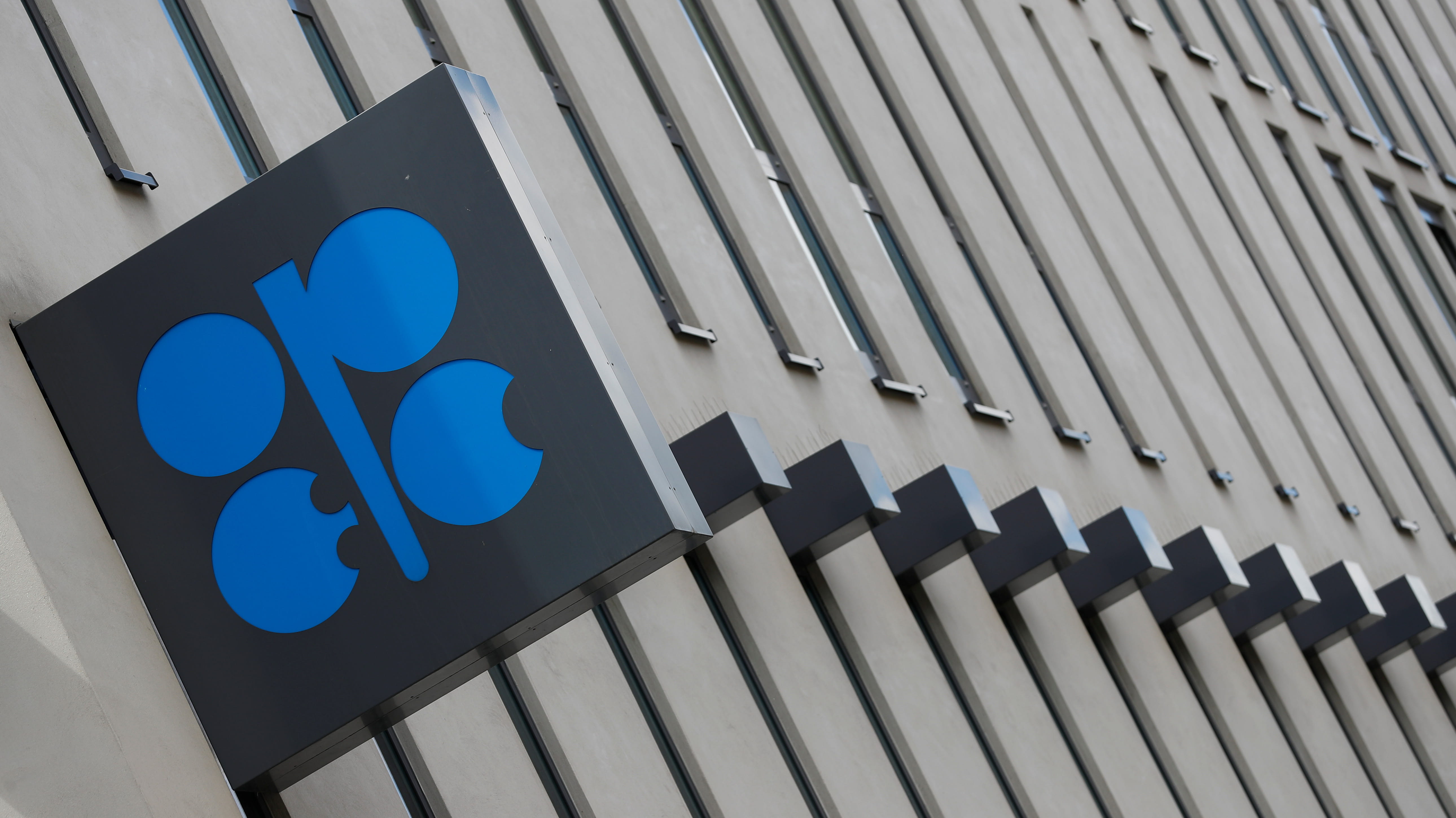 OPEC+ to keep oil production steady 