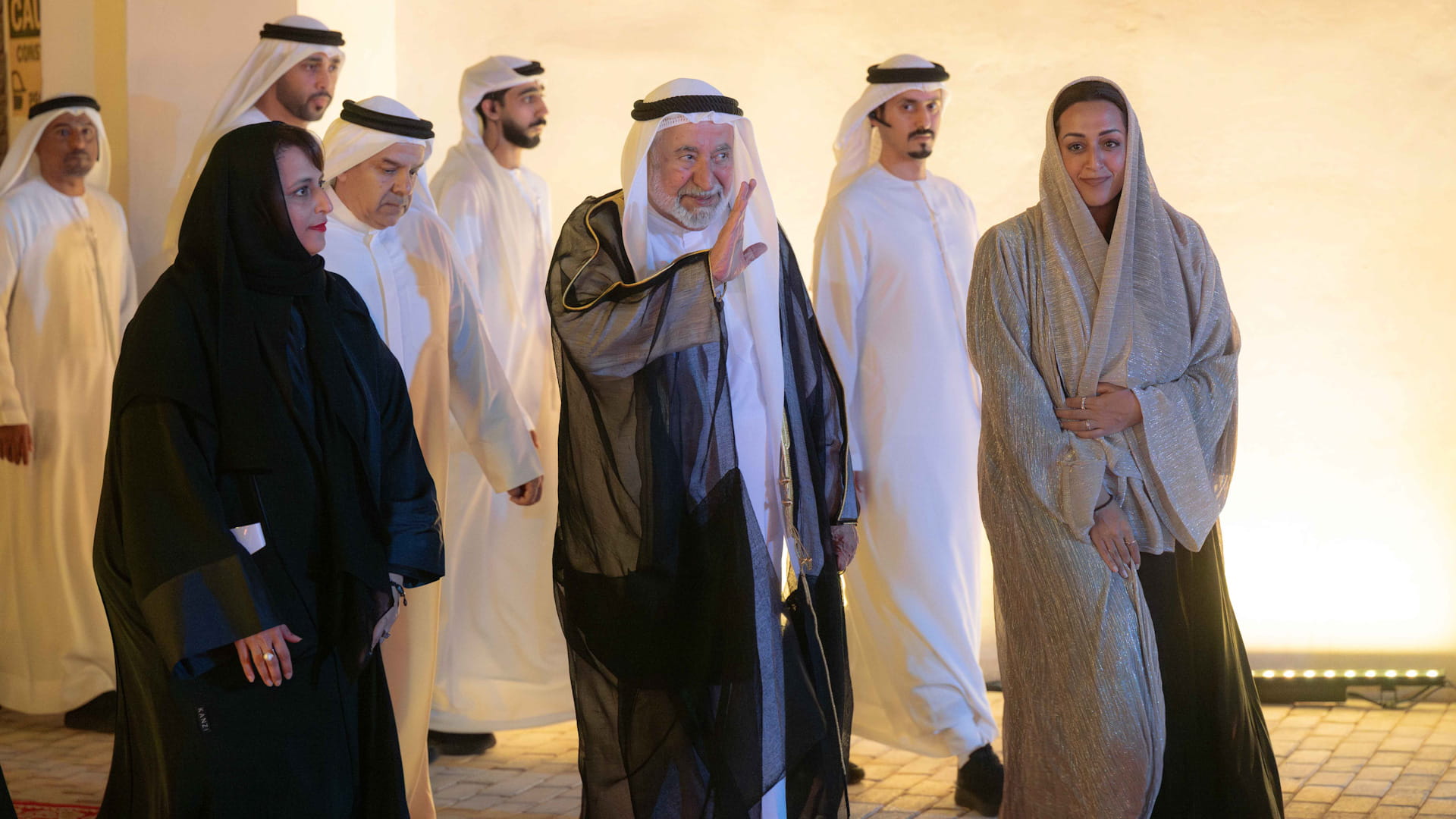 سلطان القاسمي يكرّم الفائزين في النسخة الـ16 من بينالي الشارقة