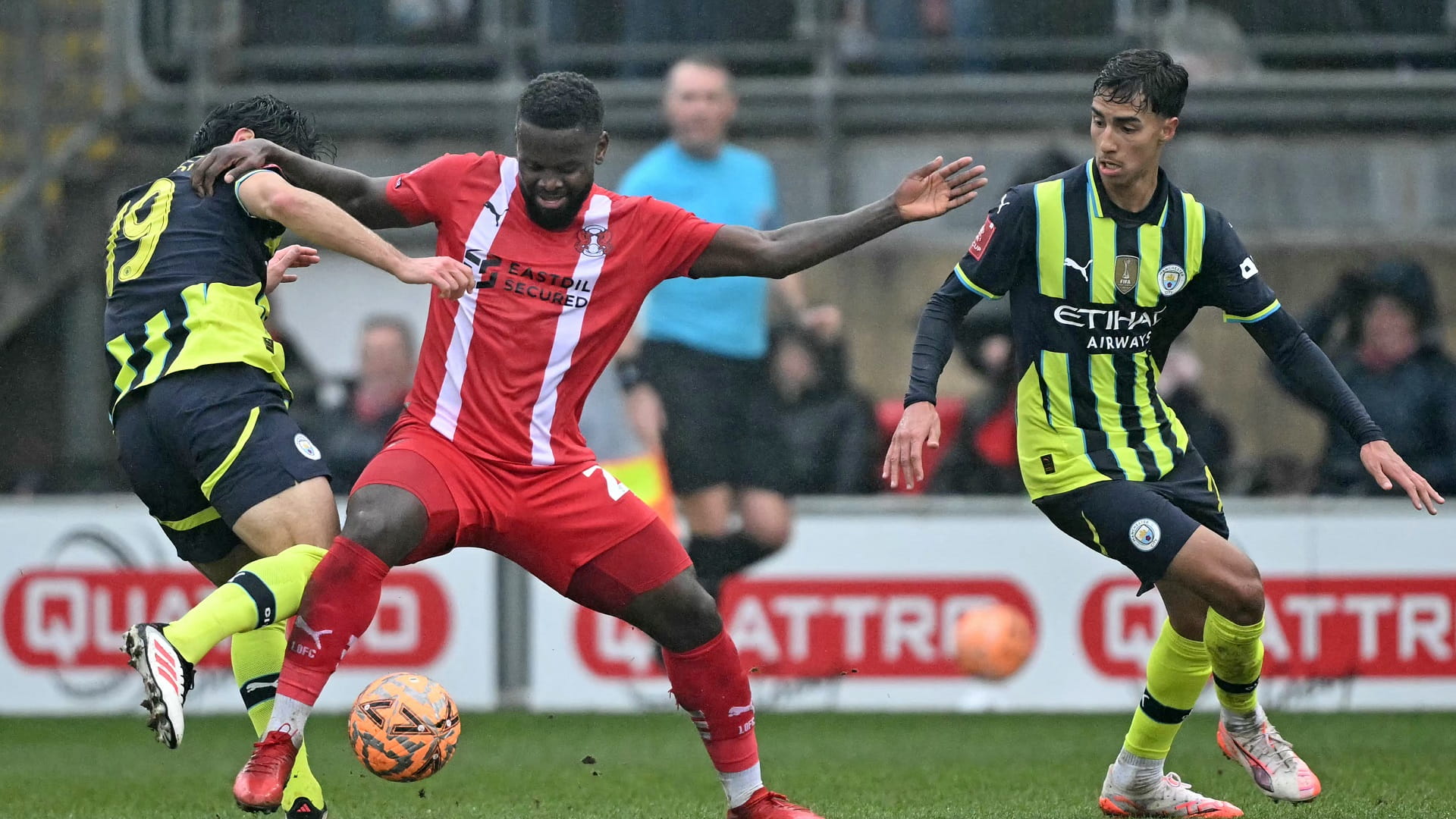 De Bruyne's late goal seals Man City win at Leyton Orient 