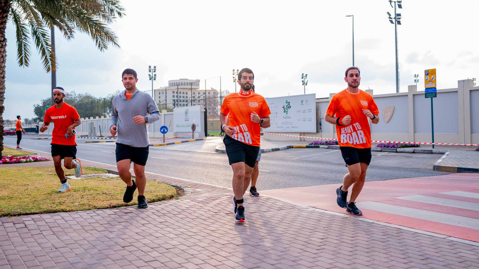 سباق النمور للعقبات يستقطب 5000 منافس ومشجع وسط الطبيعة بخورفكان