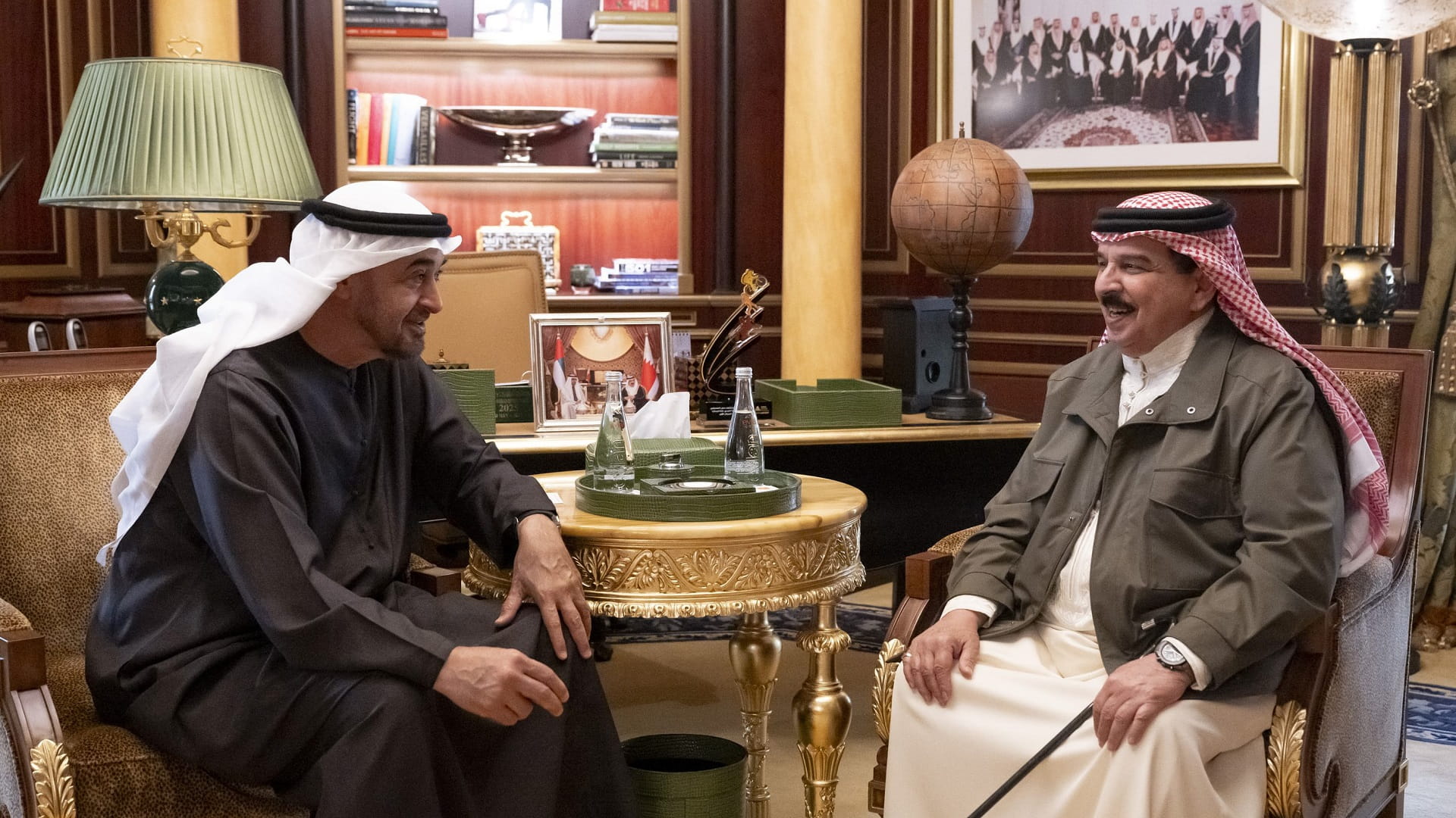 UAE, Bahraini leaders strengthen ties in Abu Dhabi meeting