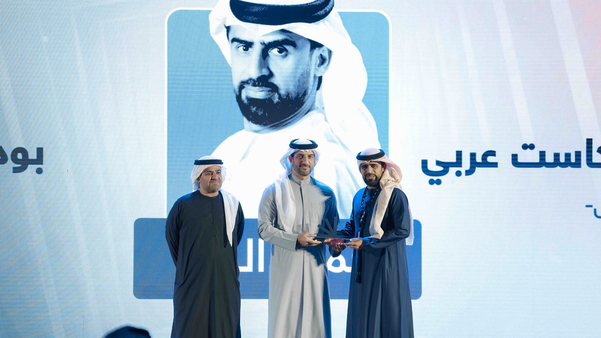 Sultan bin Ahmed honours Shams Arabic Content Award winners