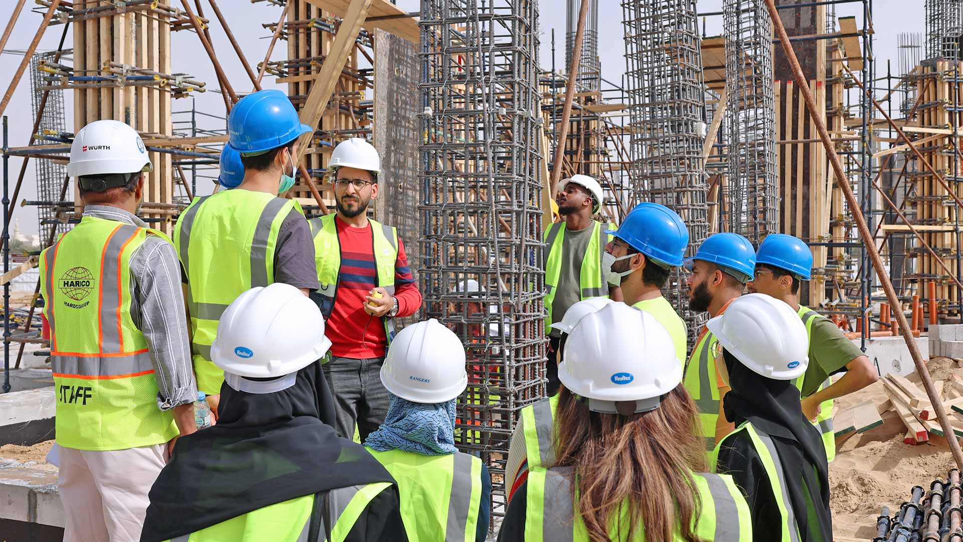 SDPW reviews cultural projects for UOS's delegation 