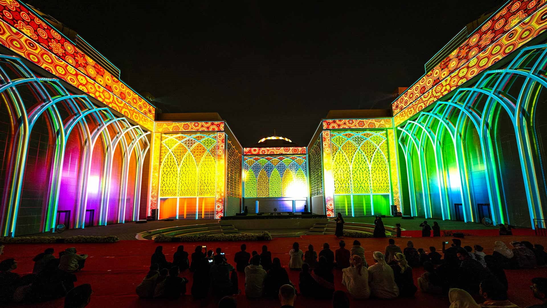 مجمع الشارقة للبحوث يدمج التكنولوجيا بالإبداع في مهرجان الأضواء