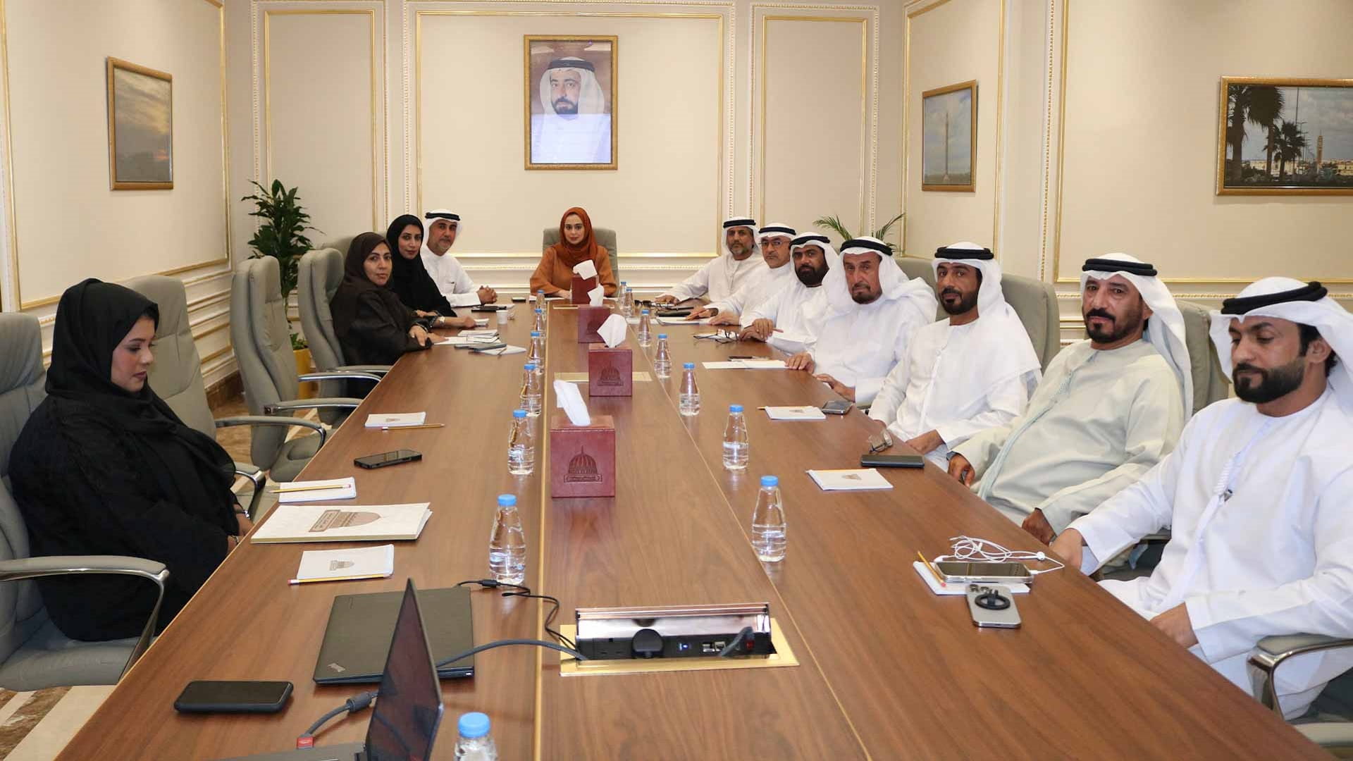 "صحية الاستشاري" تضع محاور جلسة مناقشة سياسة هيئة الشارقة الصحية