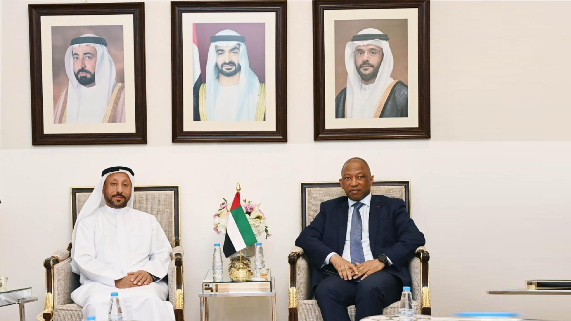 غرفة الشارقة تبحث تعزيز التعاون التجاري والاستثماري مع كوت ديفوار 