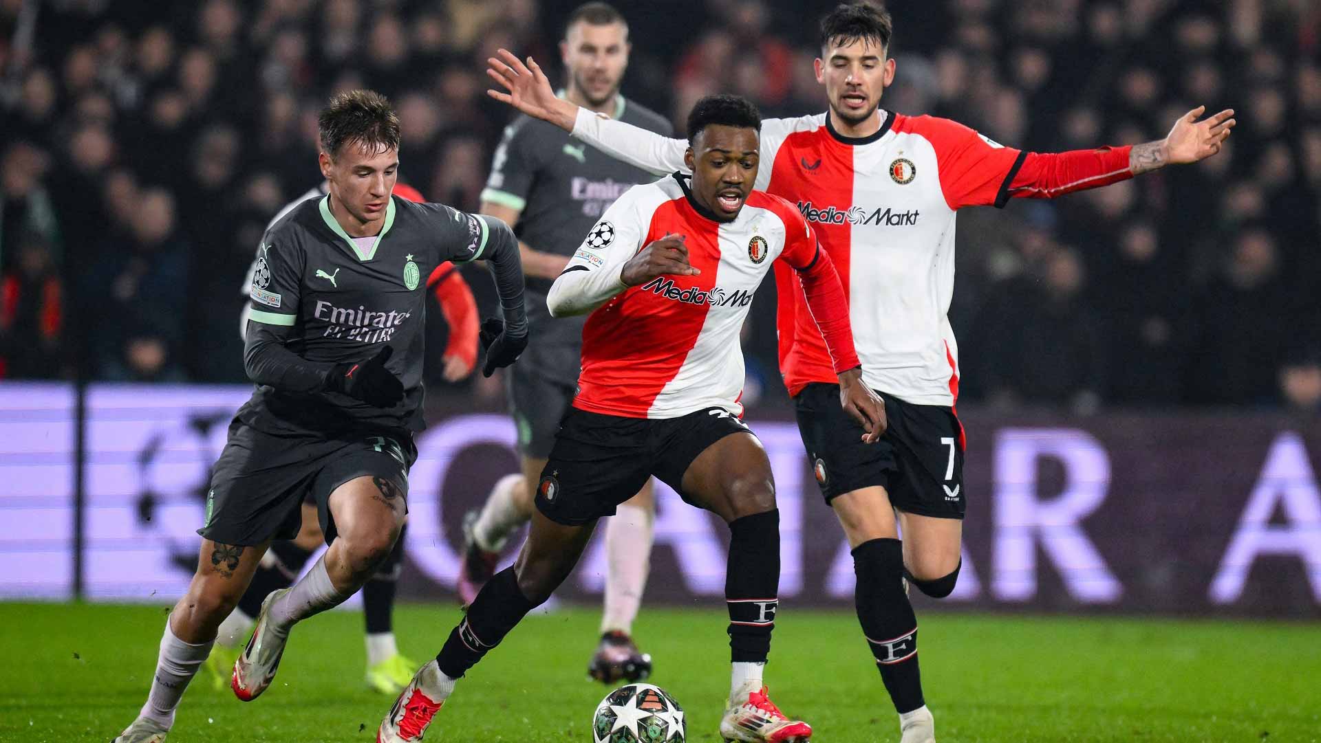 فينورد الهولندي يتغلب على ميلان الإيطالي بهدف بدوري أبطال أوروبا