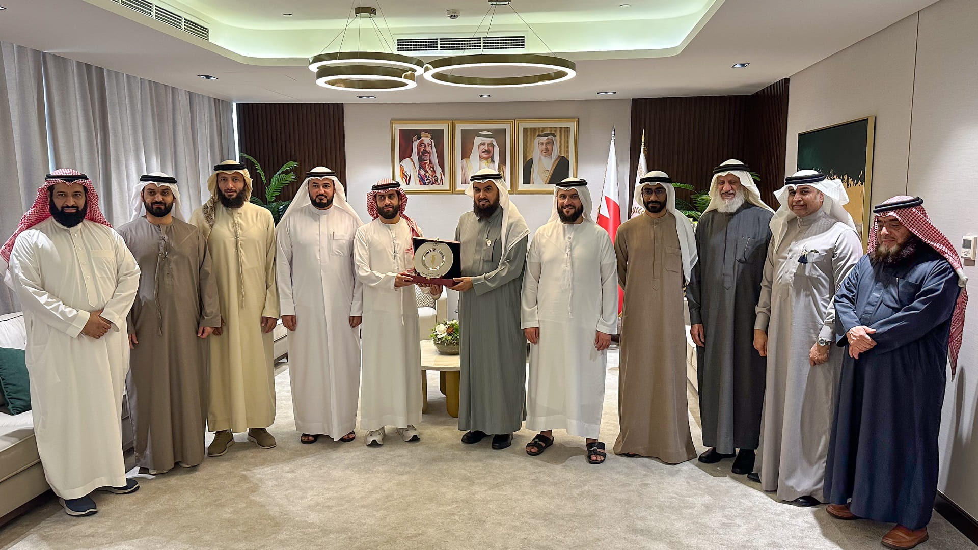 Sharjah delegation reviews Bahrain’s experience in serving Quran  