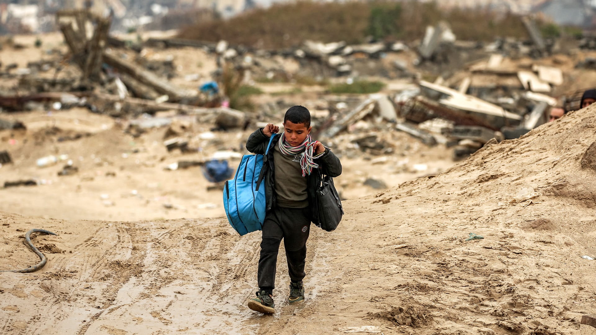 Informed Source: Hamas says it won't govern Gaza in next phase  