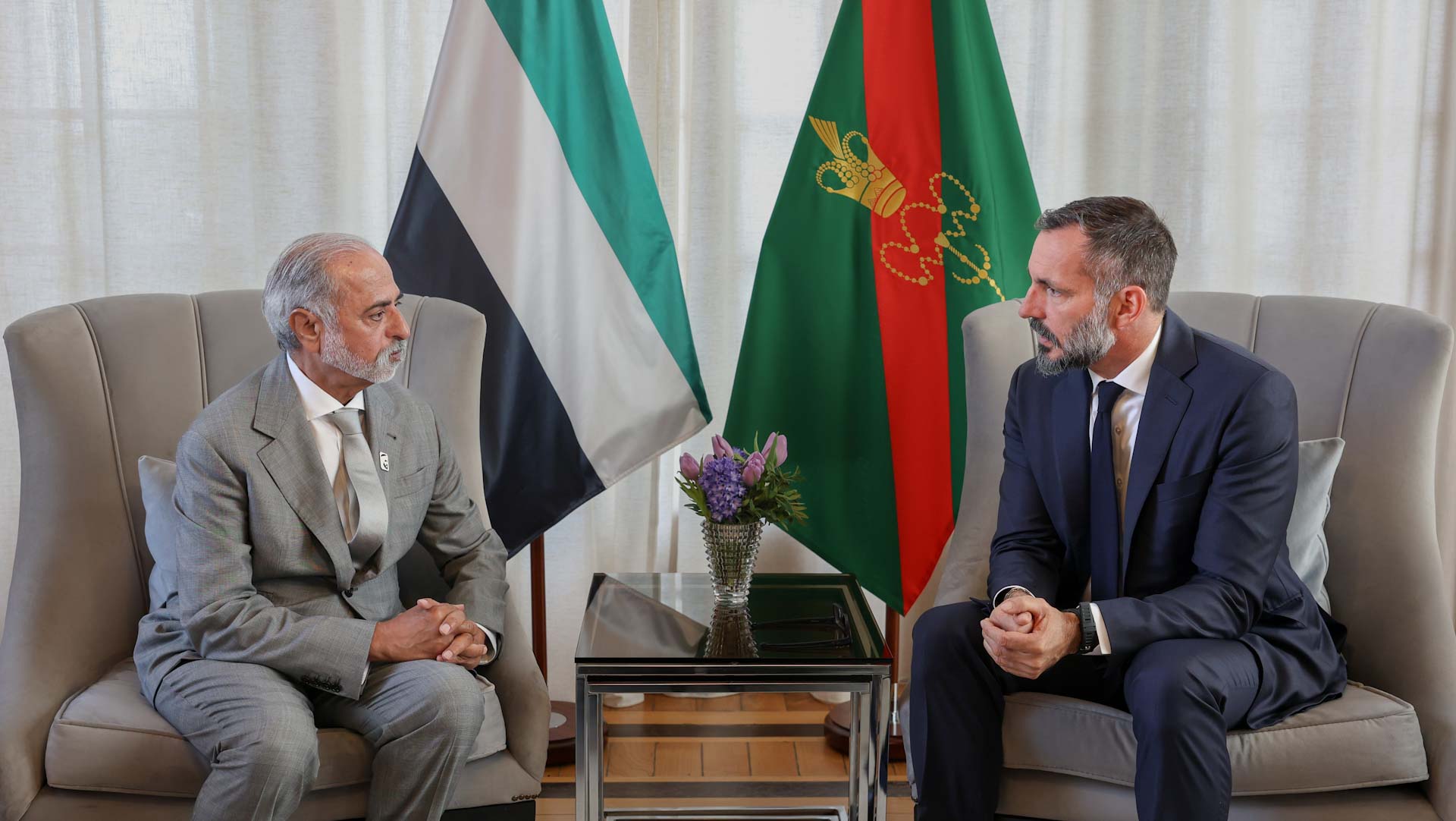 Nahyan bin Mubarak offers condolences on passing of Aga Khan IV 