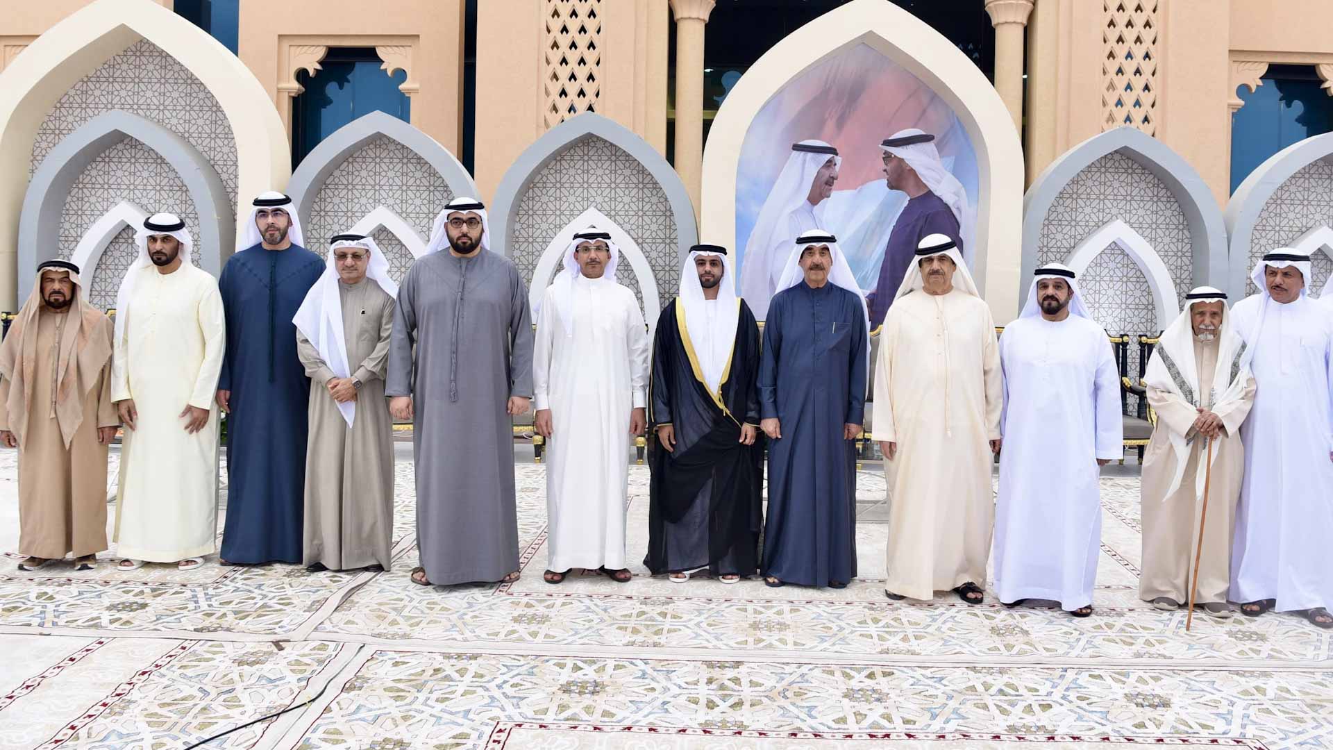 حاكم أم القيوين يحضر أفراح مسفر والمنصوري 