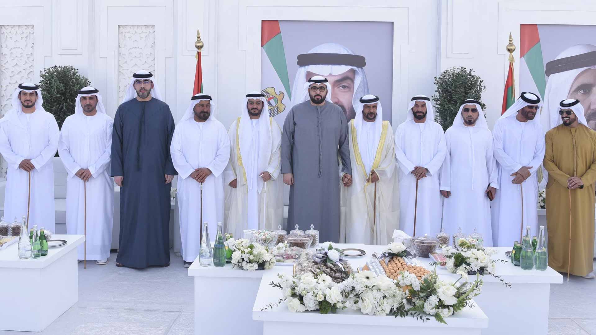 ولى عهد أم القيوين يحضر أفراح الخاطري برأس الخيمة 