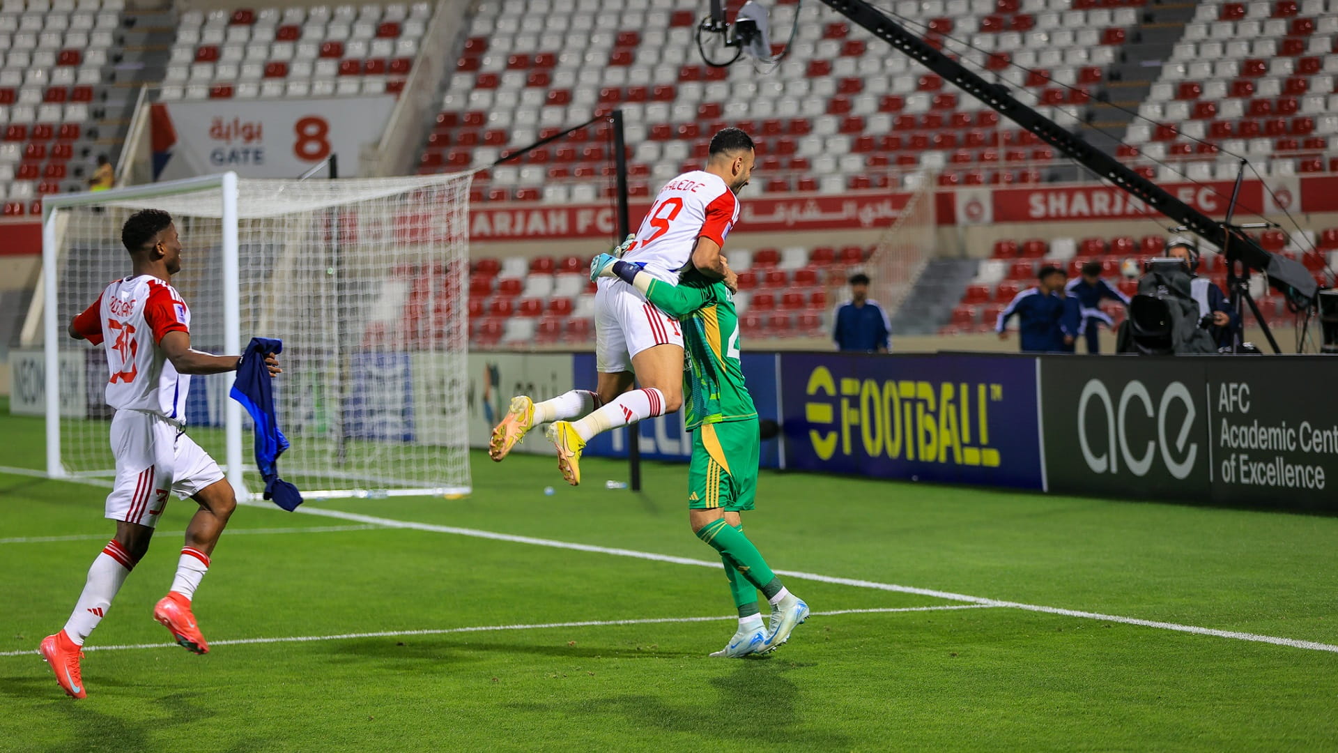 Sharjah advances to AFC Champions League quarter-finals. 