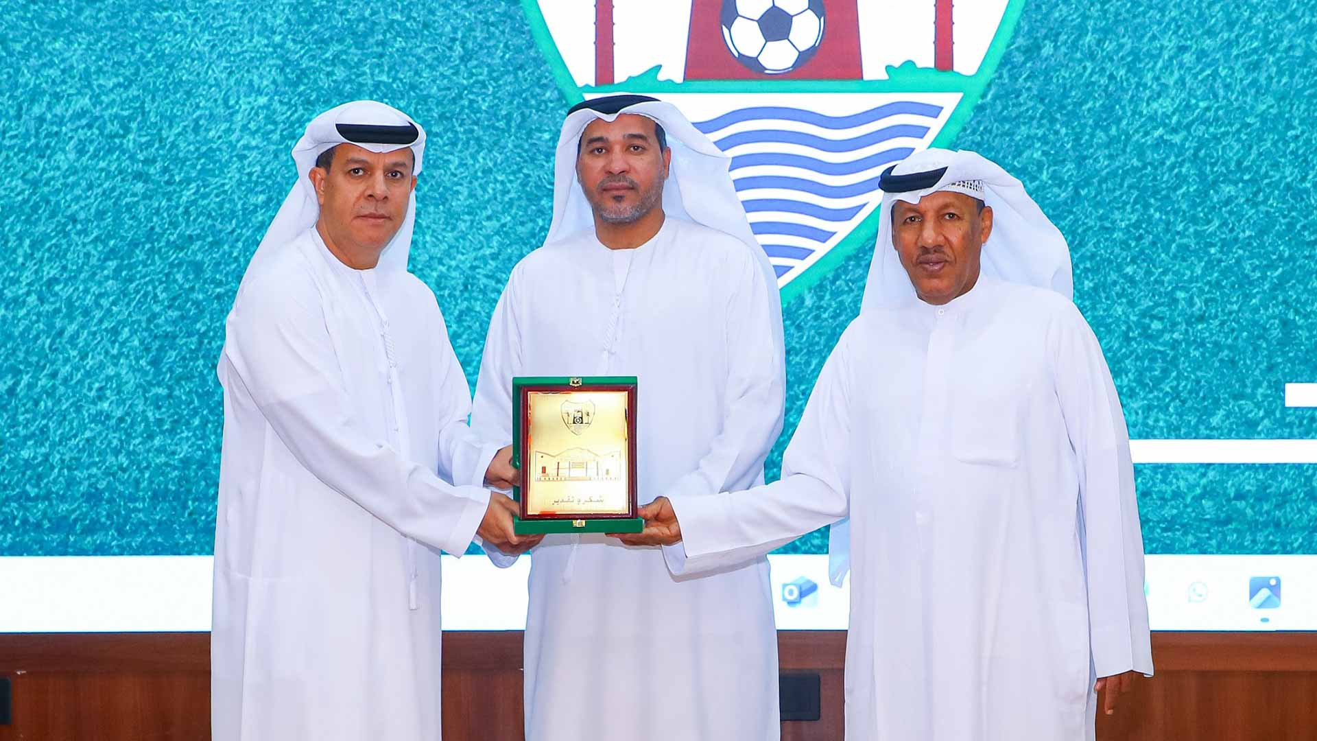 نادي دبا الحصن ينظم محاضرة علمية مميزة بعنوان "رحلة الابتكار"