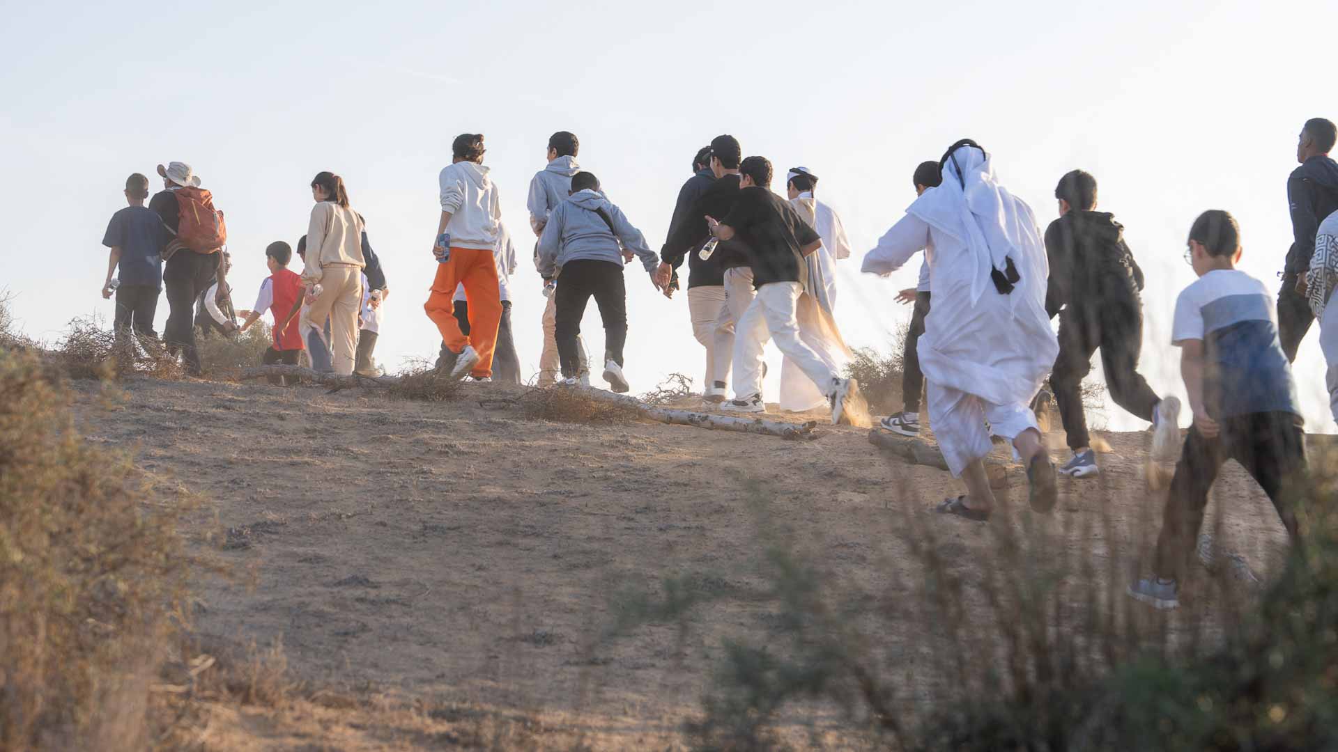 أعضاء البرلمان العربي للطفل يشاركون في أنشطةتعزز مهاراتهم الحياتية 