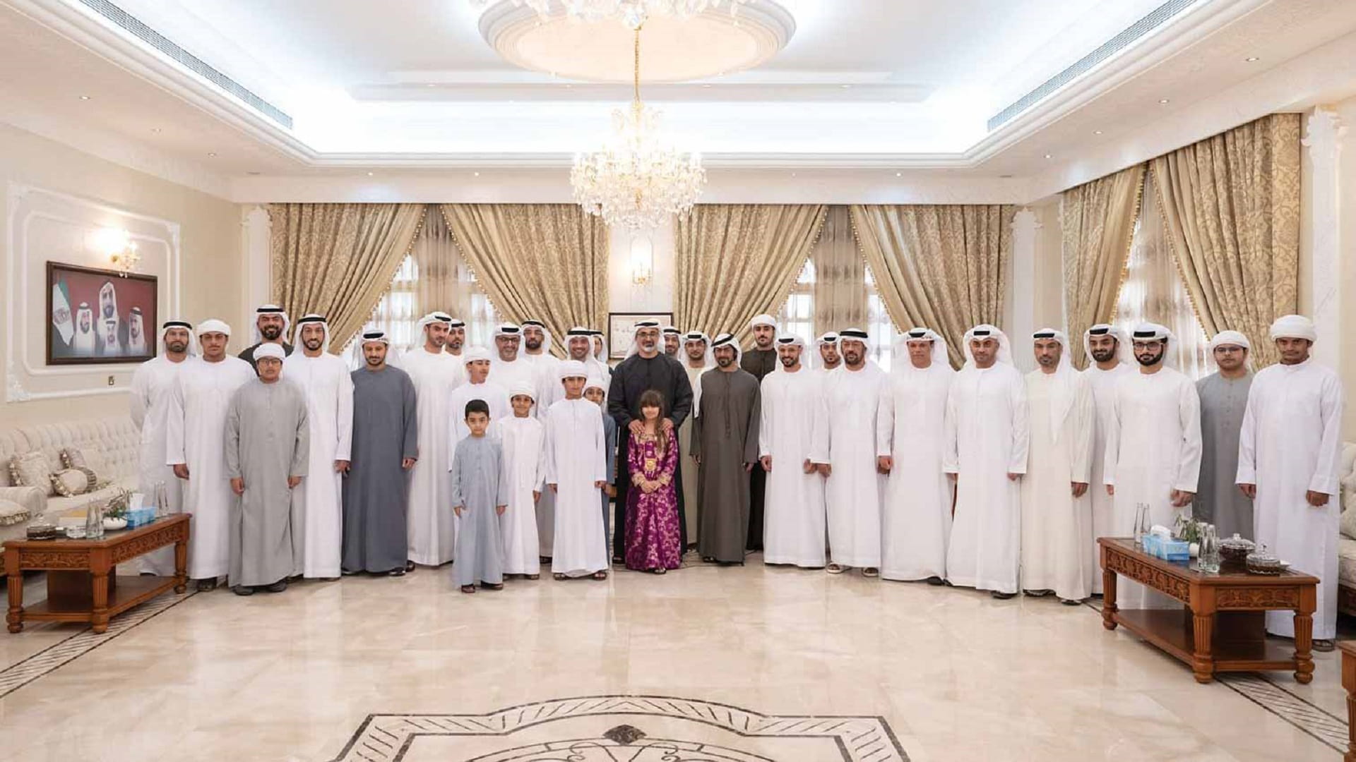 خالد بن محمد بن زايد يزور حميد محمد بخيت الكتبي 