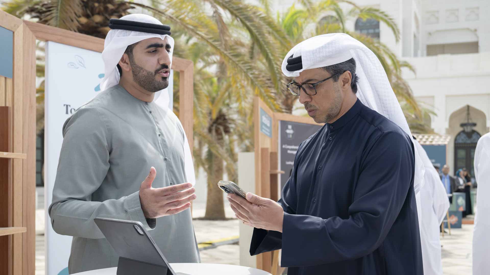 Mansour bin Zayed receives 'ne'ma' initiative team 