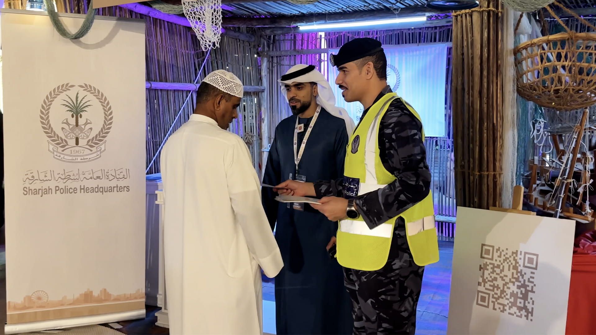 ER Police educates Khorfakkan Festival visitors on safety