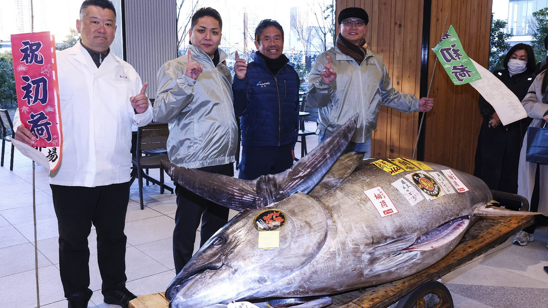 Buyer splashes out $1.3m for Tokyo new year tuna 