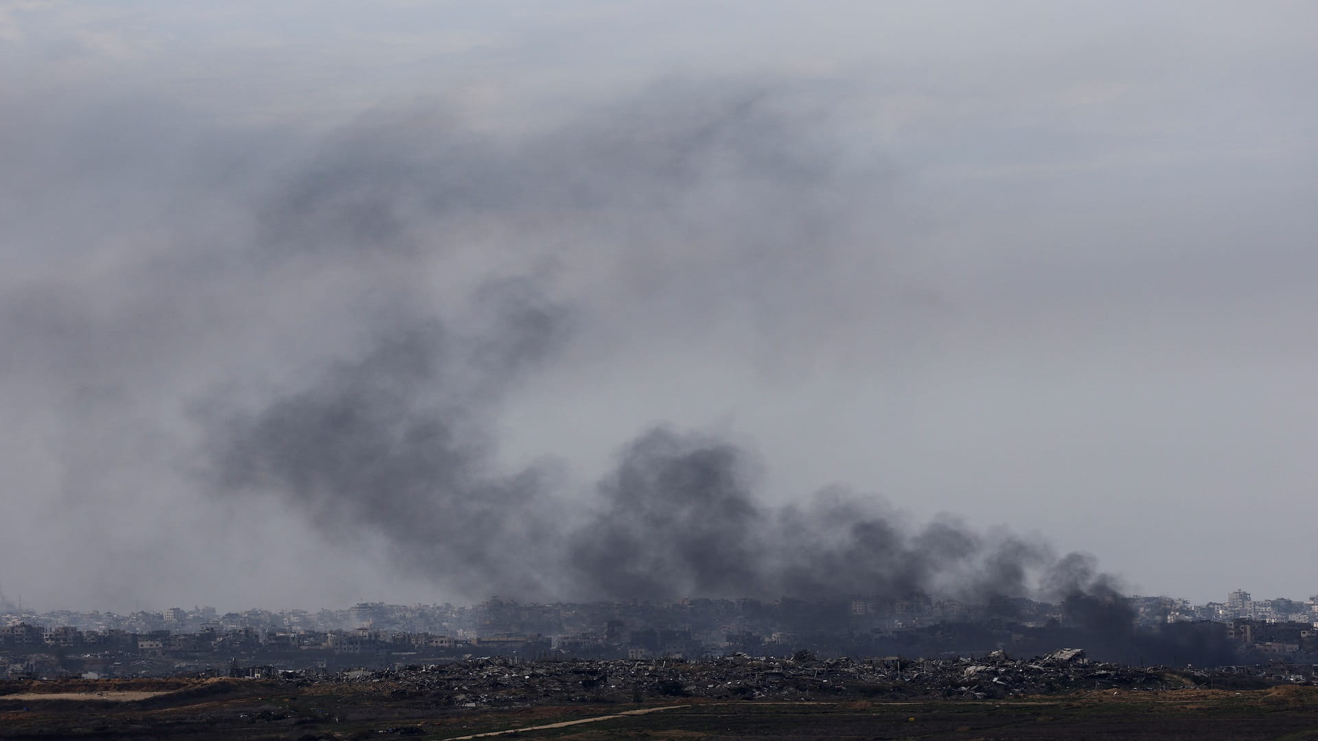 ضمن اتفاق محتمل.. حماس توافق على قائمة إسرائيلية تضم 34 رهينة 