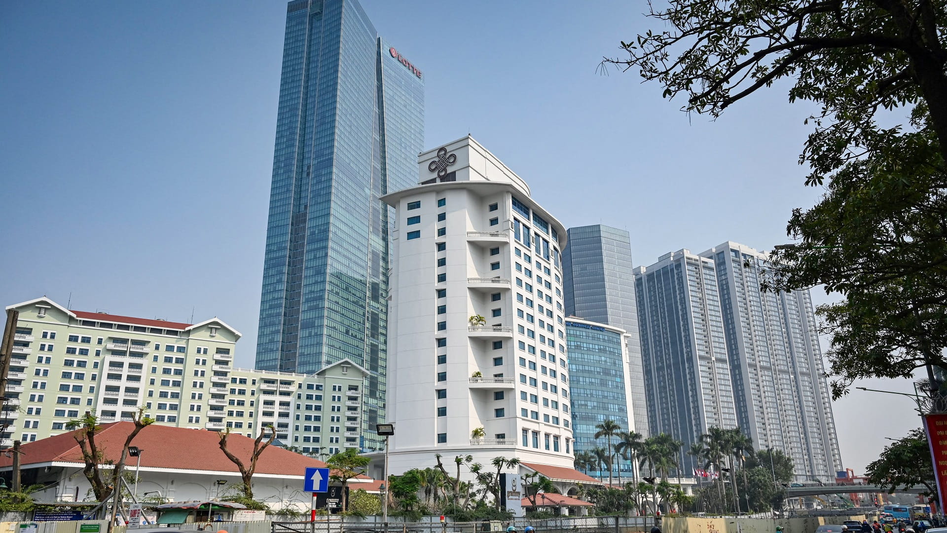 Image for the title: Vietnam economy expands by 7% in 2024, beating expectations 