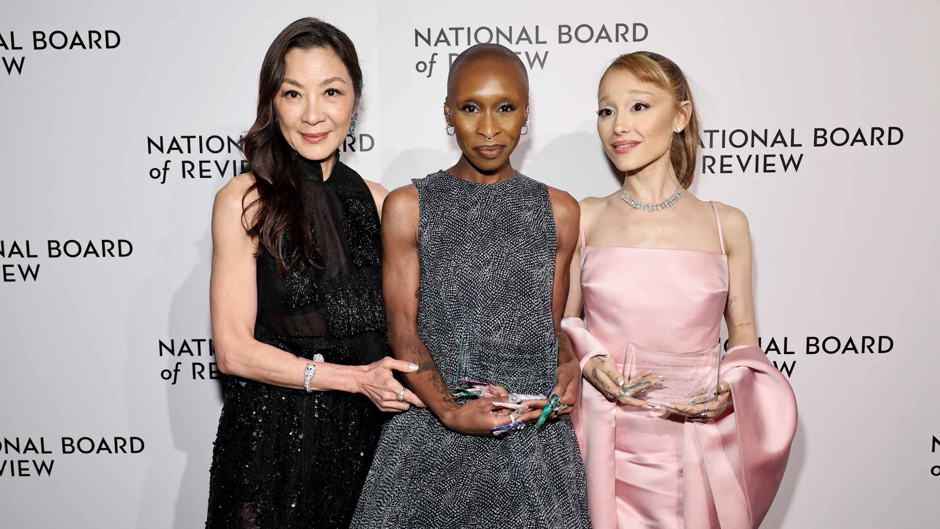 في 5 فئات.. "ويكد" يتصدر ترشيحات جوائز نقابة ممثلي الشاشة بهوليوود 