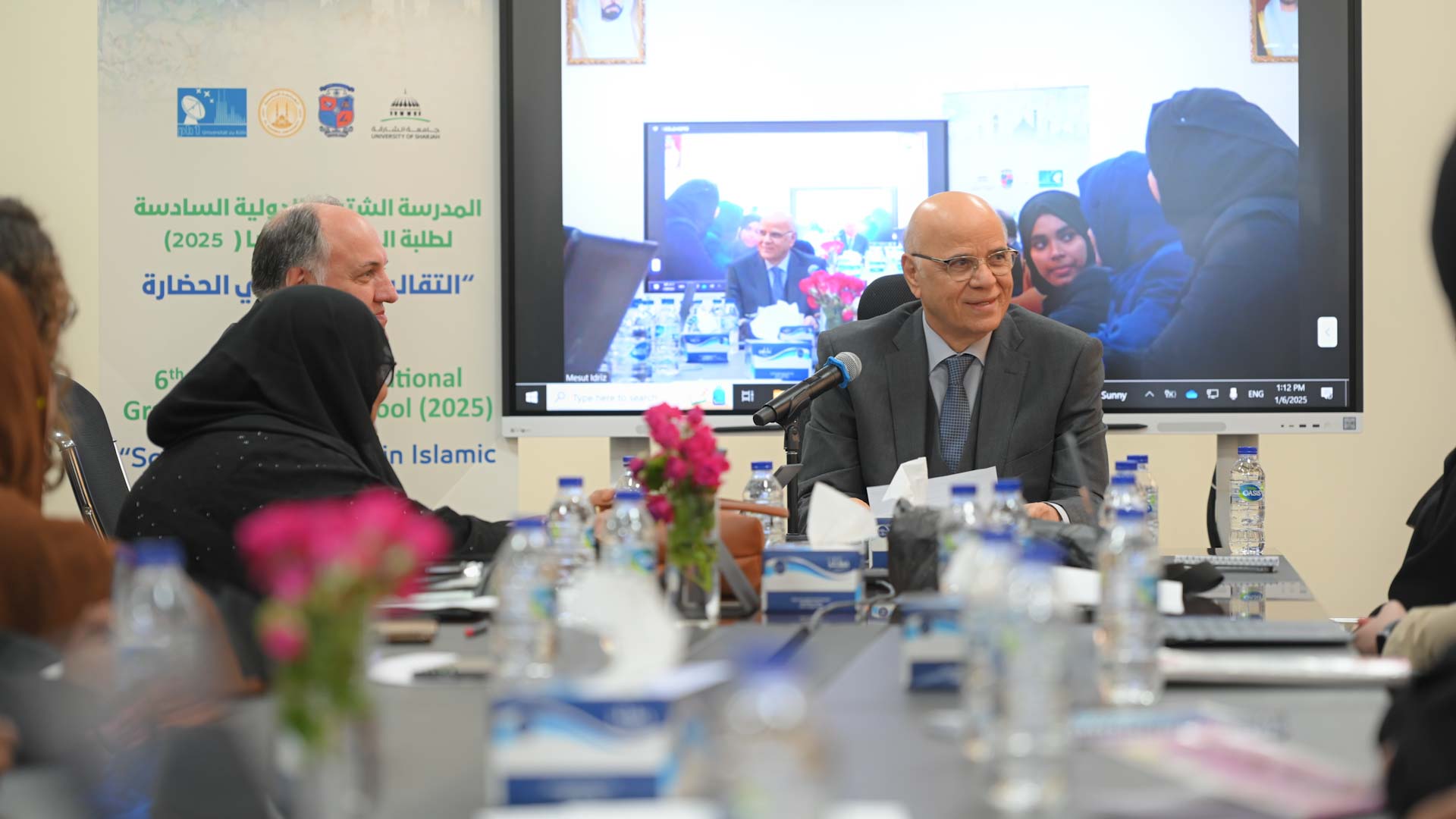 صورة بعنوان: جامعة الشارقة تختتم المدرسة الشتوية الدولية الـ6 للدراسات العليا 