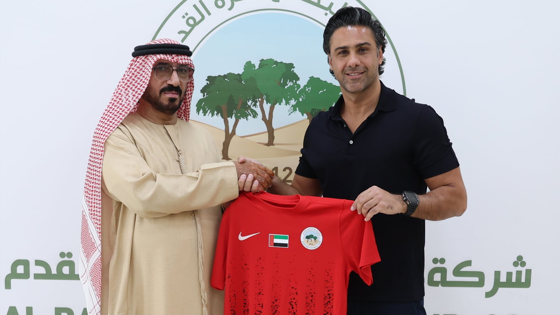 نادي البطائح يعين الإيراني فرهاد مجيدي مدرباً لفريق كرة القدم 