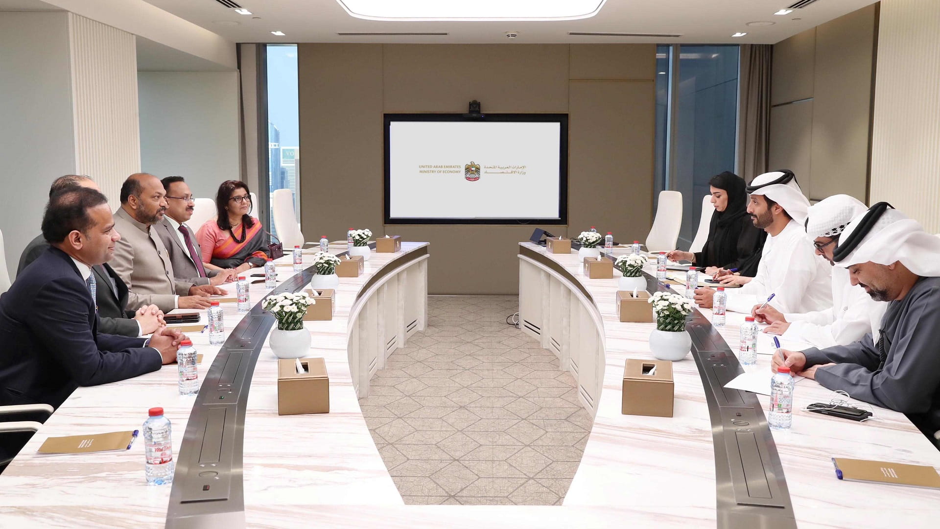 الإمارات تبحث وكيرلا الهندية تعزيز التعاون بمجالات الاقتصاد الجديد