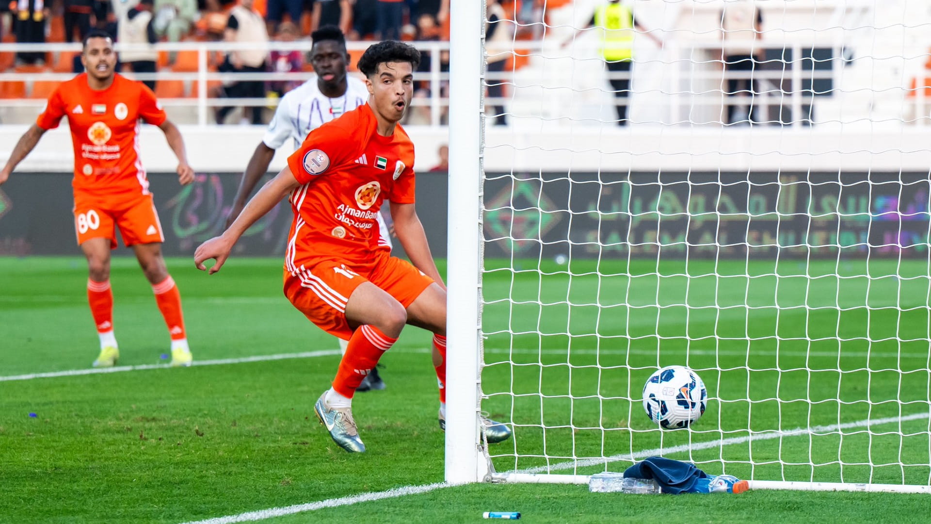 عجمان يفوز على العين برباعية في دوري أدنوك للمحترفين