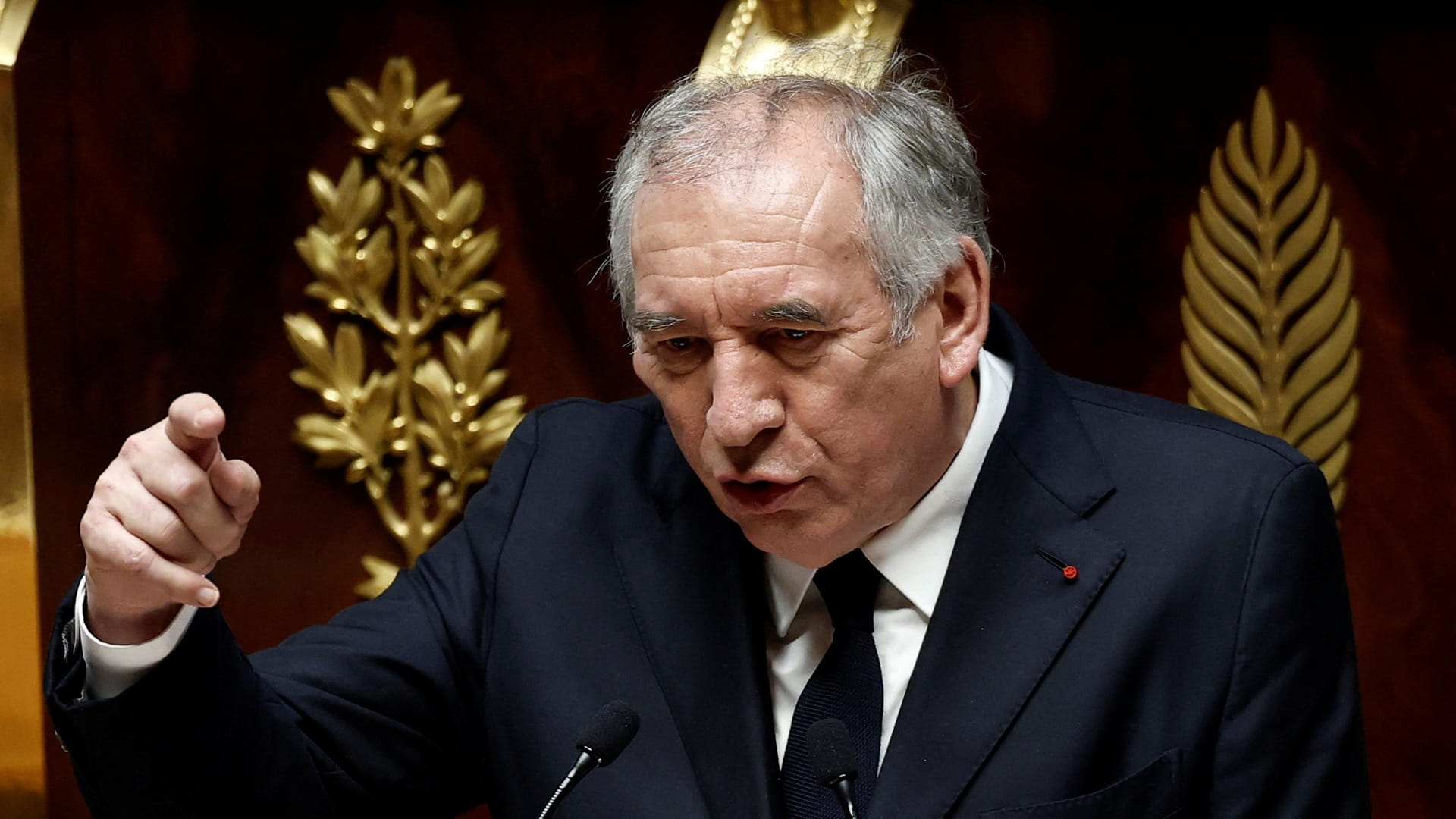 الحزب الاشتراكي بفرنسا يرفض دعم سحب الثقة من حكومة بايرو 