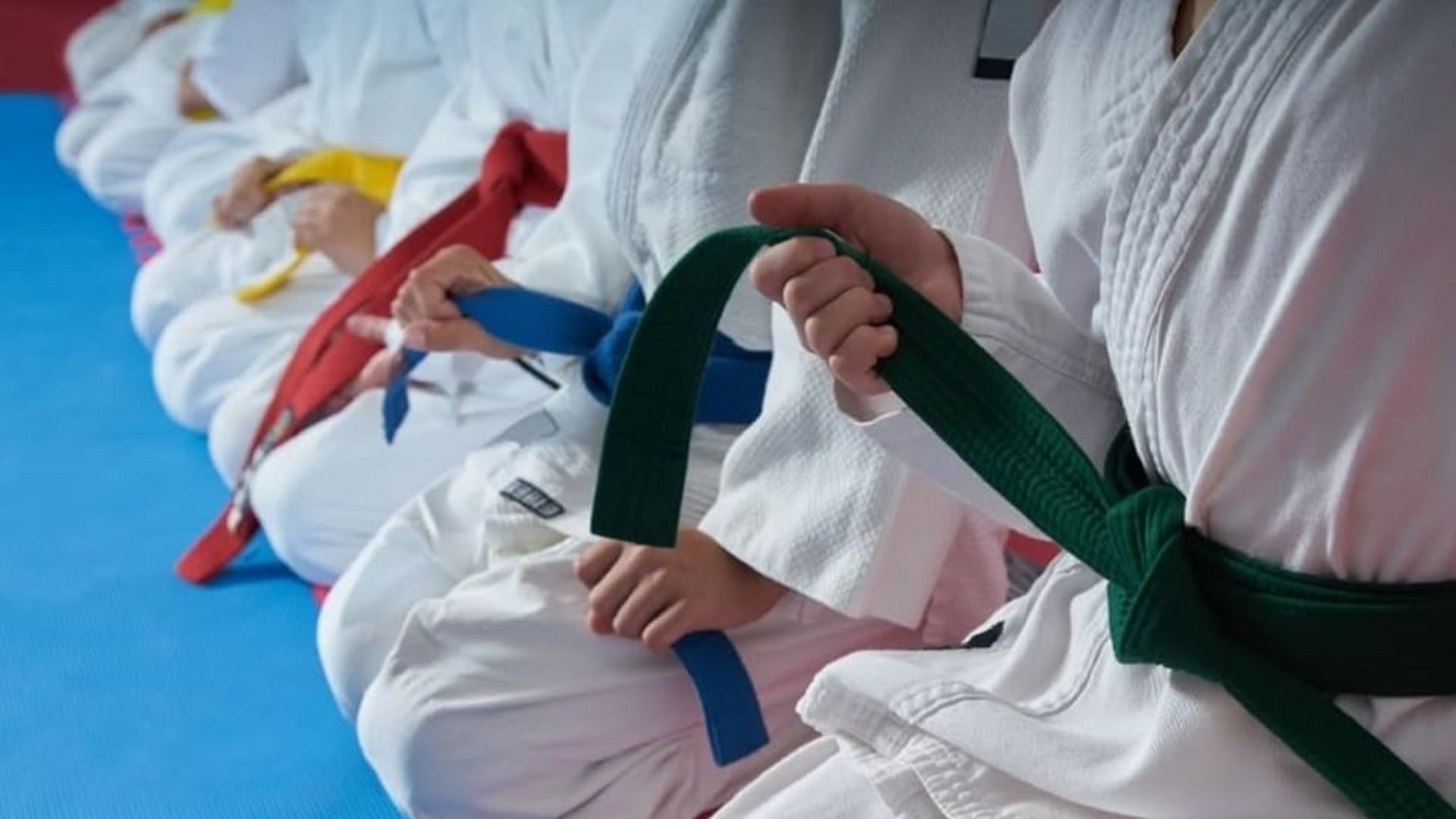 ختام بطولة كأس الإمارات لفردي الكوميتيه بالشارقة السبت 