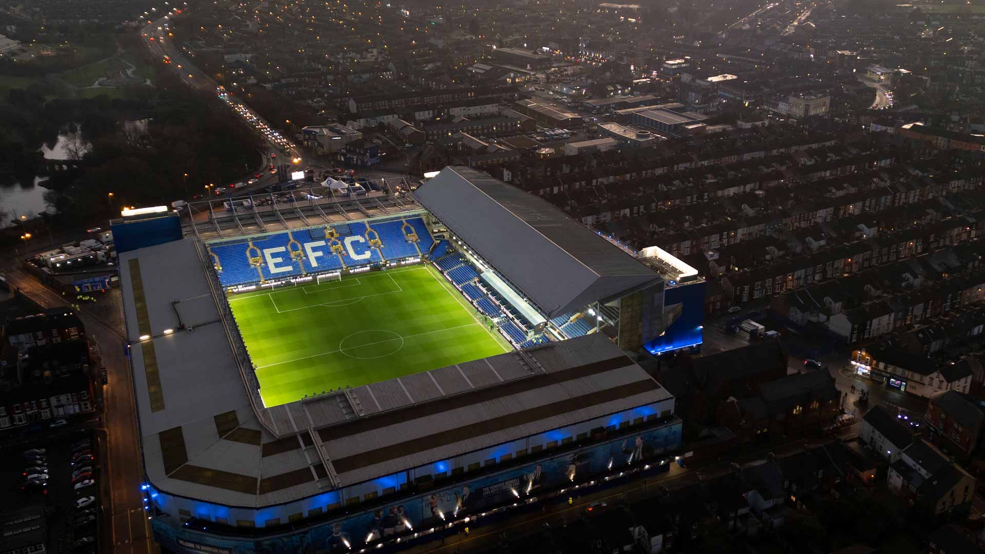  نادي إيفرتون الإنجليزي ينجح في استعادة نقاط ثمينة    