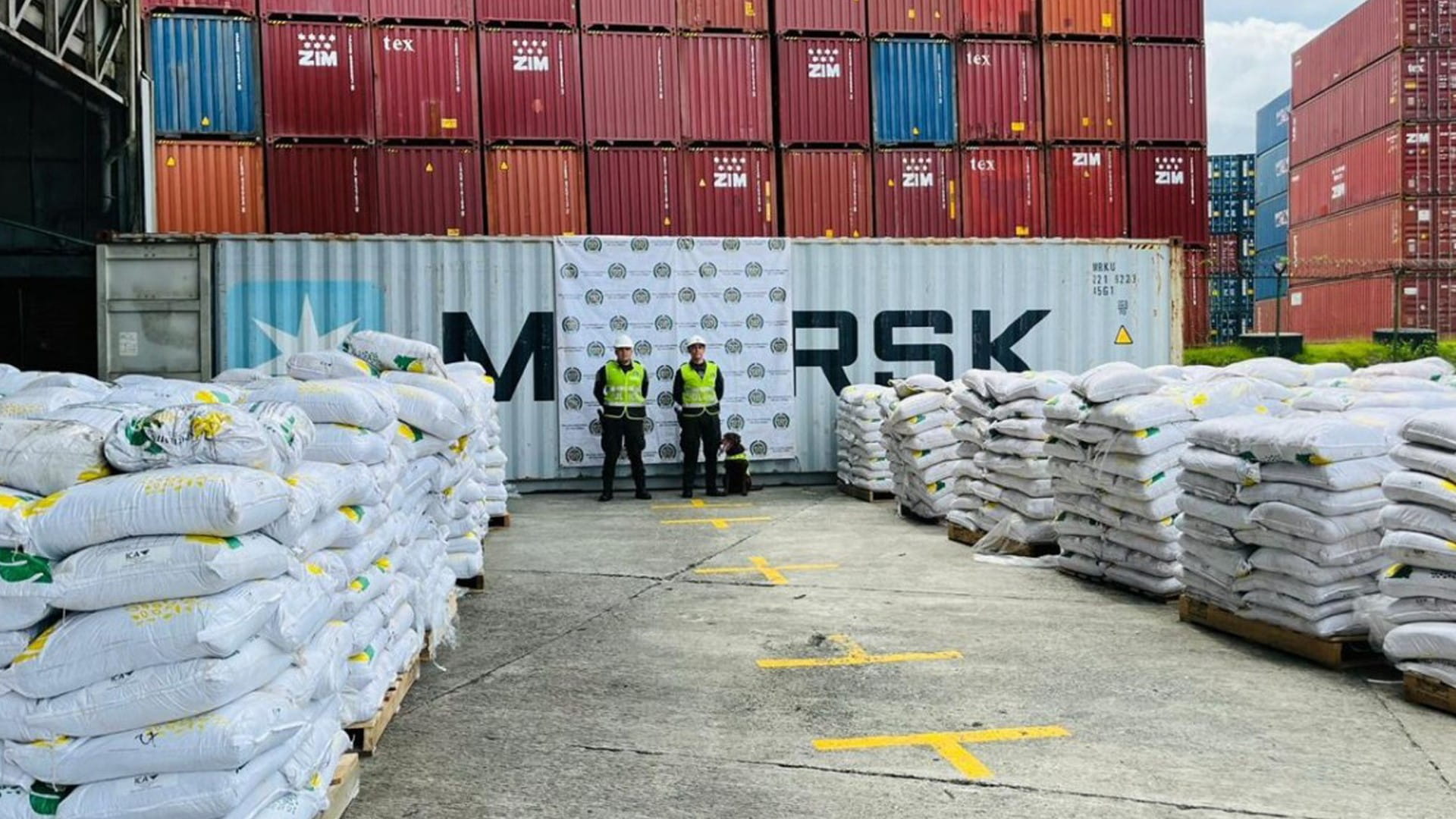 بأكبر عملية ضبط..كولومبيا تحجز 8.2 طن من الكوكايين في بوينافنتورا 