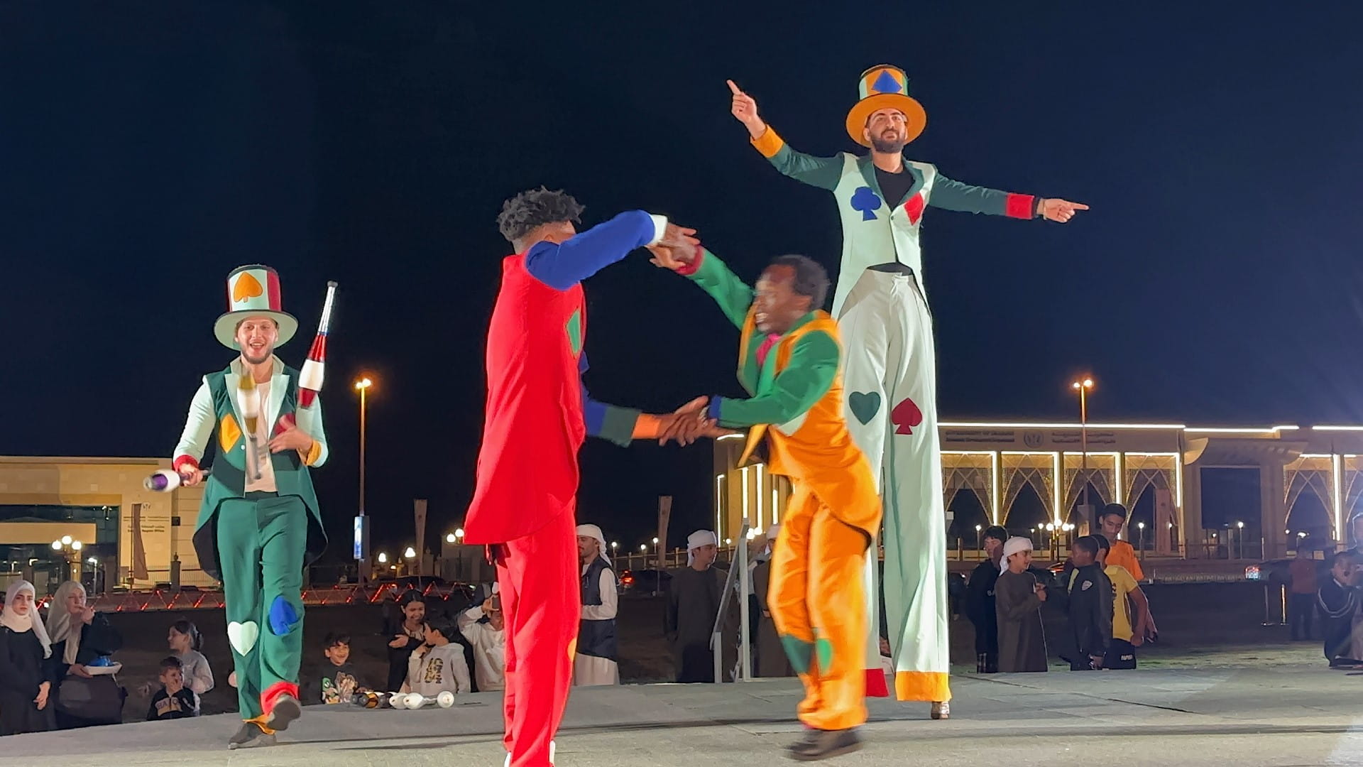 Khorfakkan Theatre Festival attracts enthusiastic visitors 