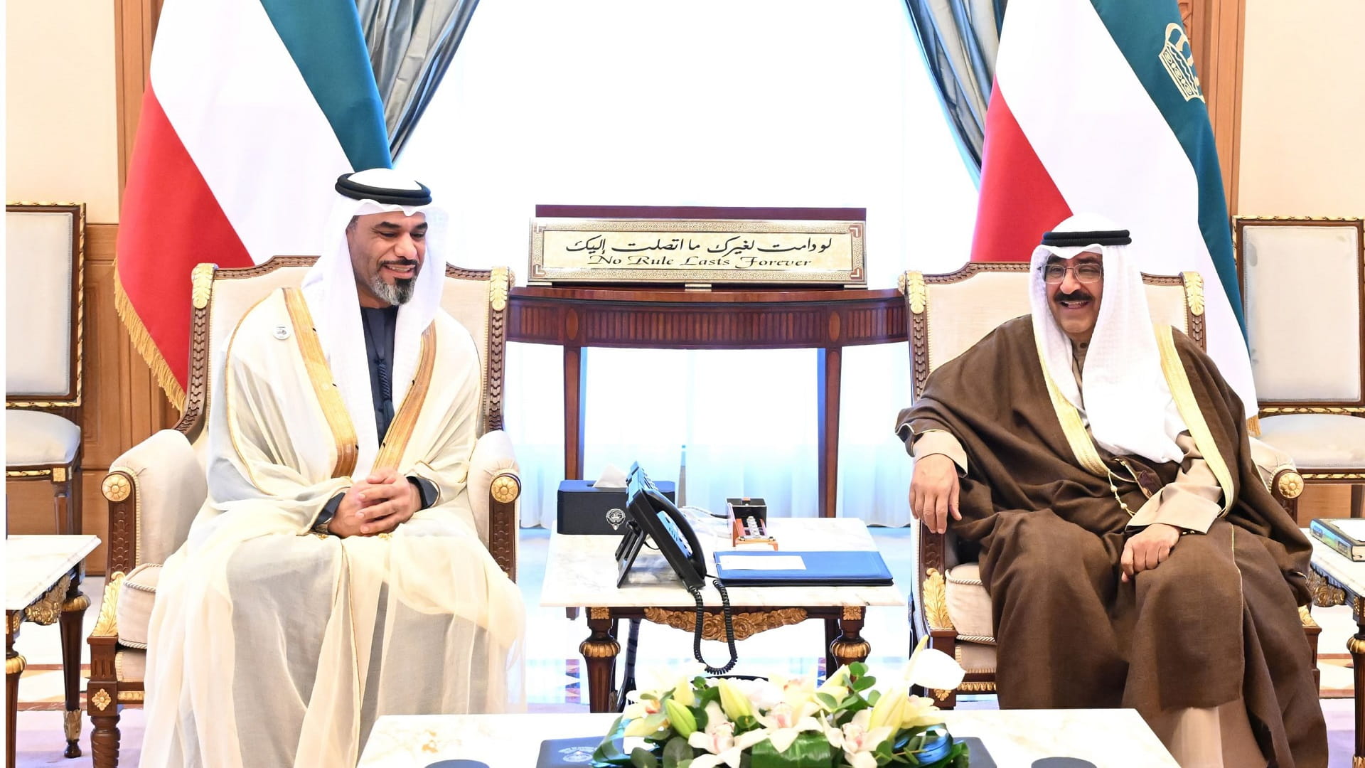 Kuwait’s Emir welcomes President of UAE Accountability Authority 