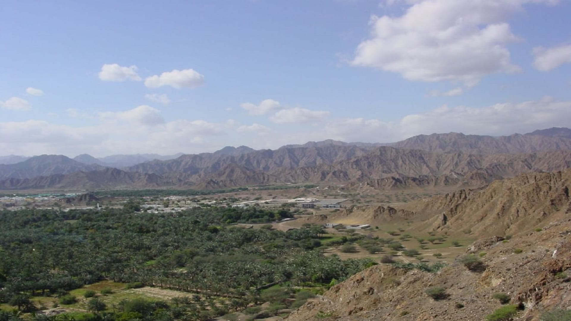 طقس الخميس صحو إلى غائم جزئياً مع احتمال سقوط أمطار خفيفة 