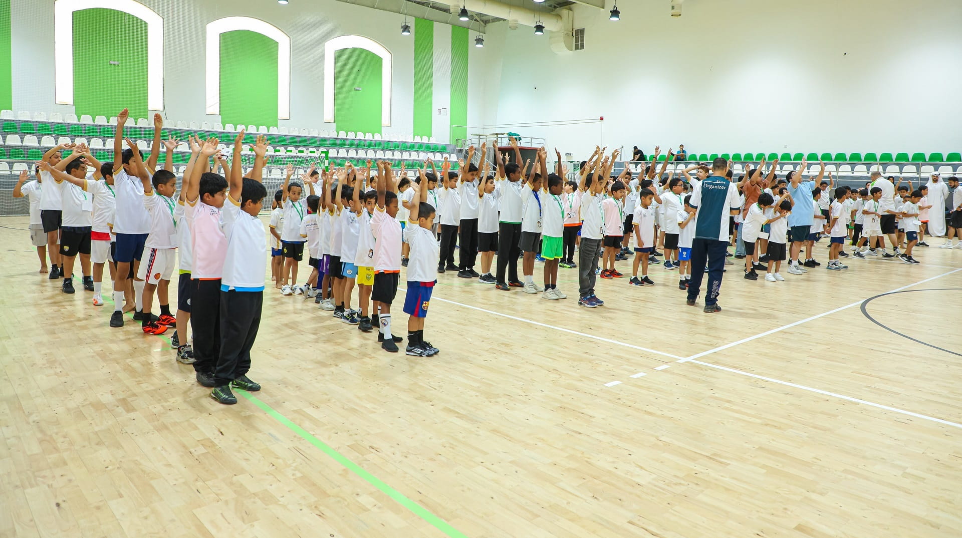 نادي دبا الحصن يدشّن فعاليات "عطلتنا غير" لتنمية مهارات النشء