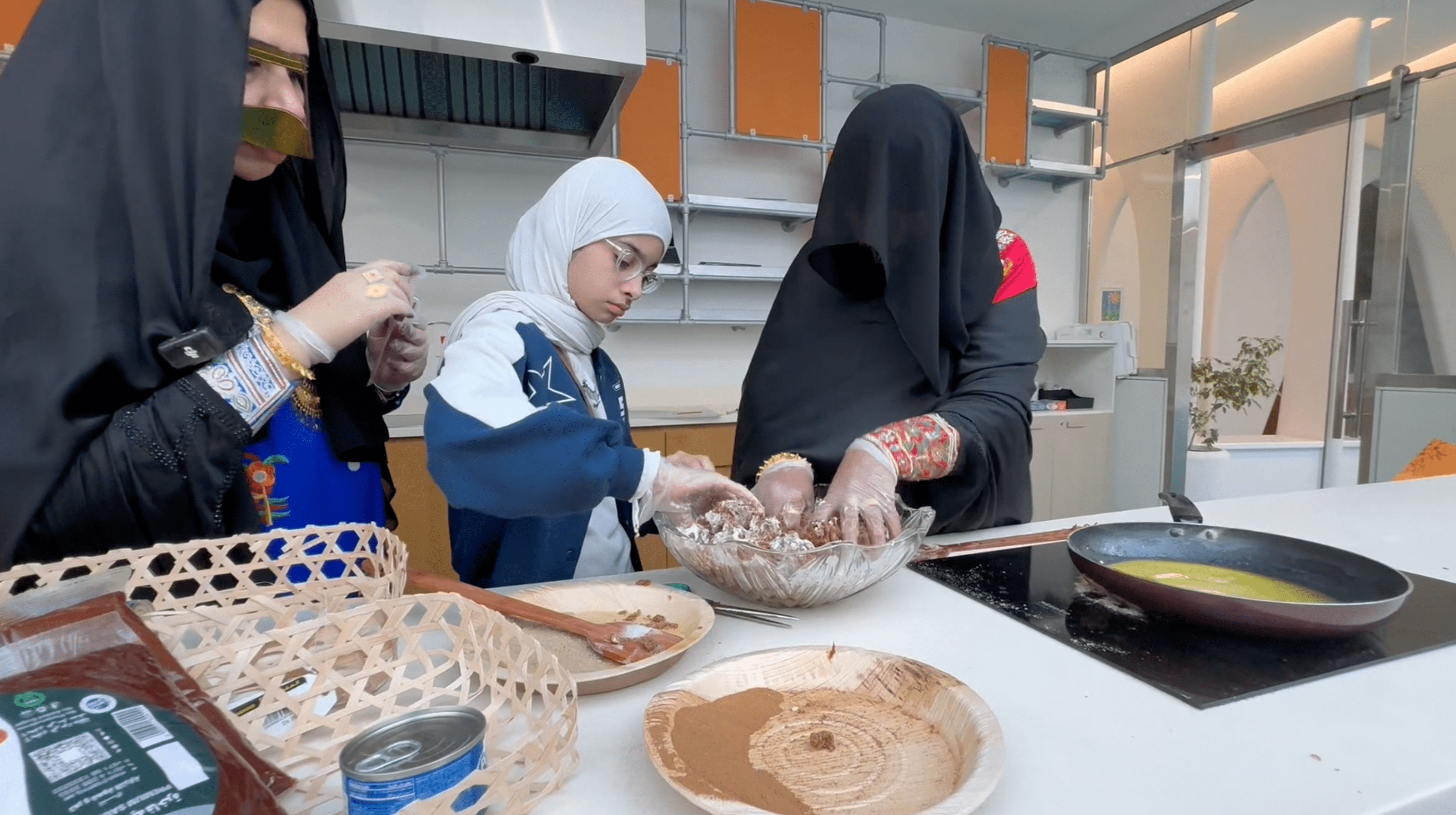 Sharjah Social Services takes part in ‘Al Khairat’ 