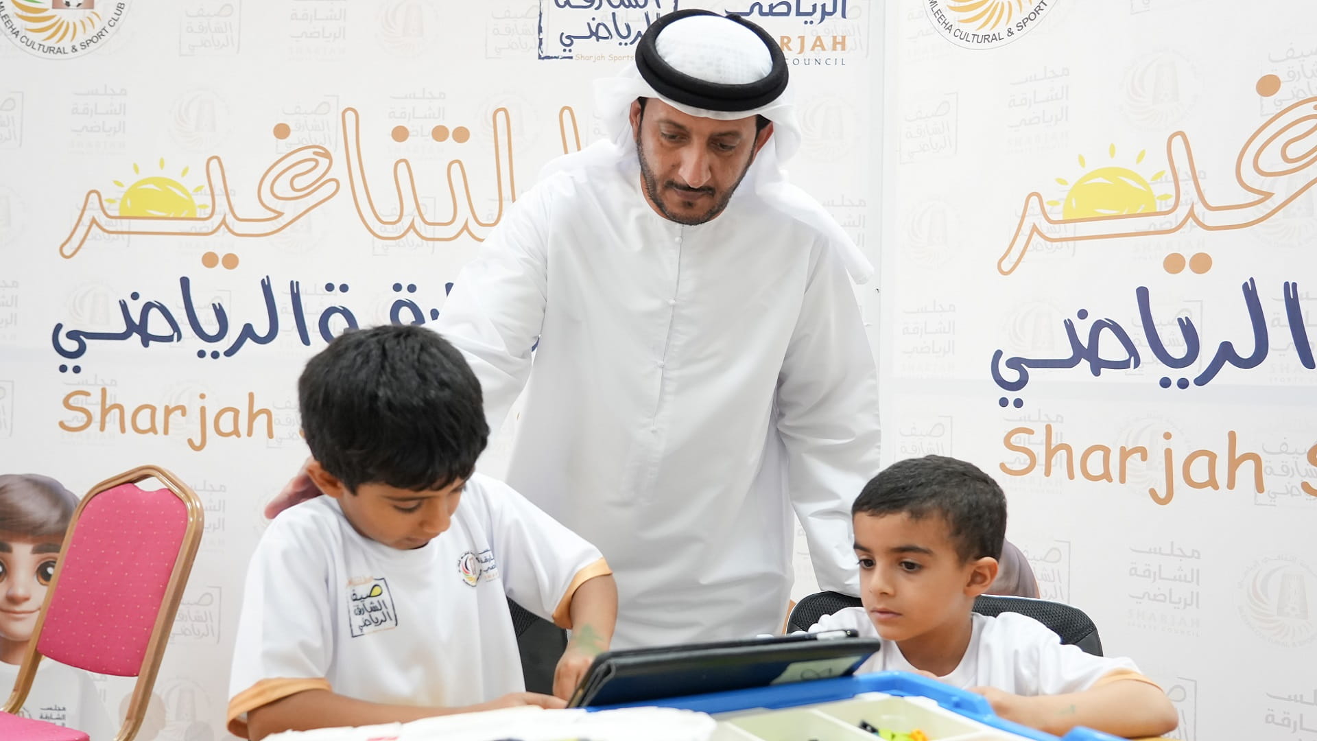 نادي مليحة يواصل تألقه في صيف الشارقة ببرامج تُنمي الطاقات الشبابية