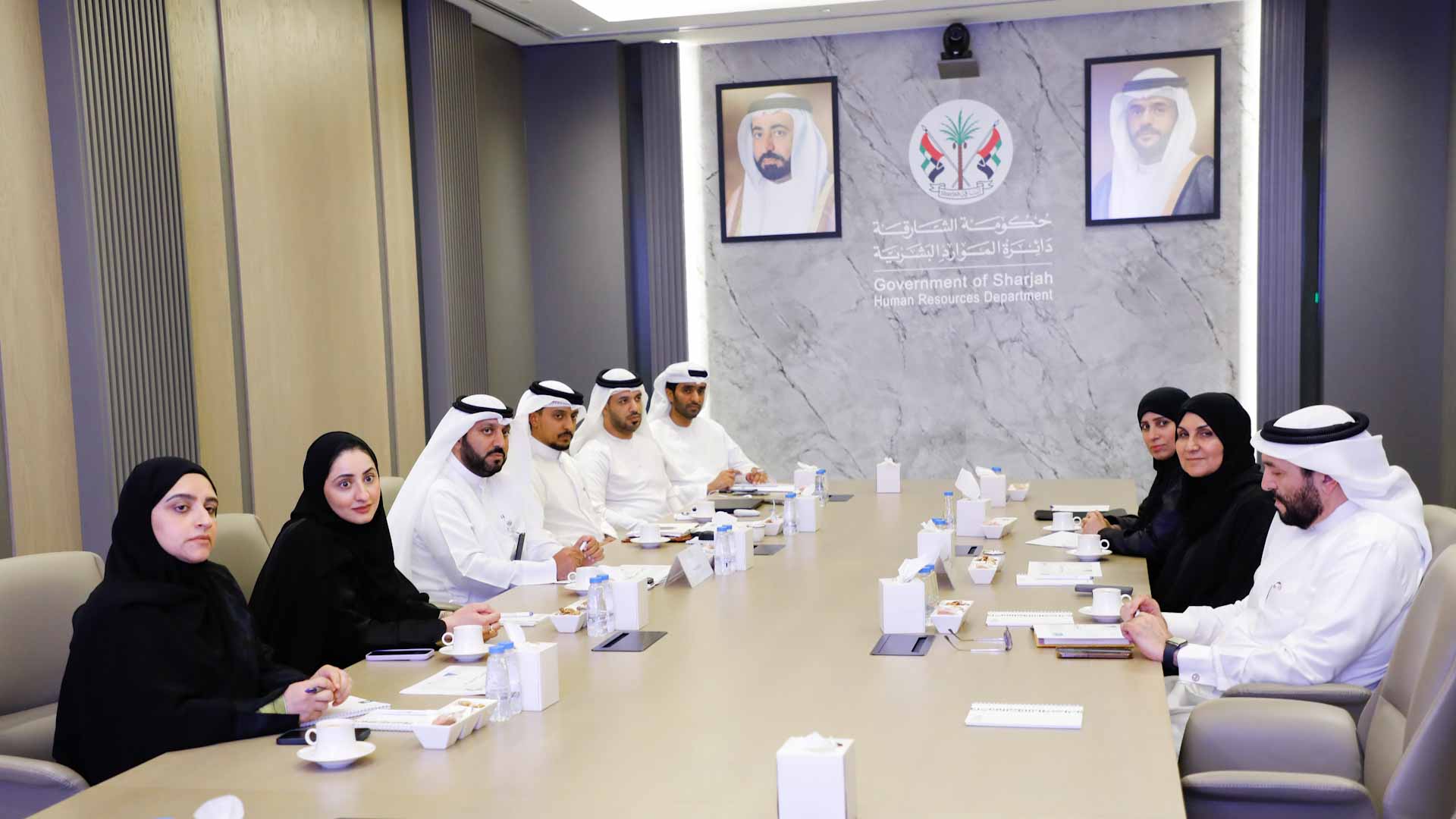 "موارد الشارقة" و "التعليم الخاص" يناقشان برنامج "معلم وأفتخر" 