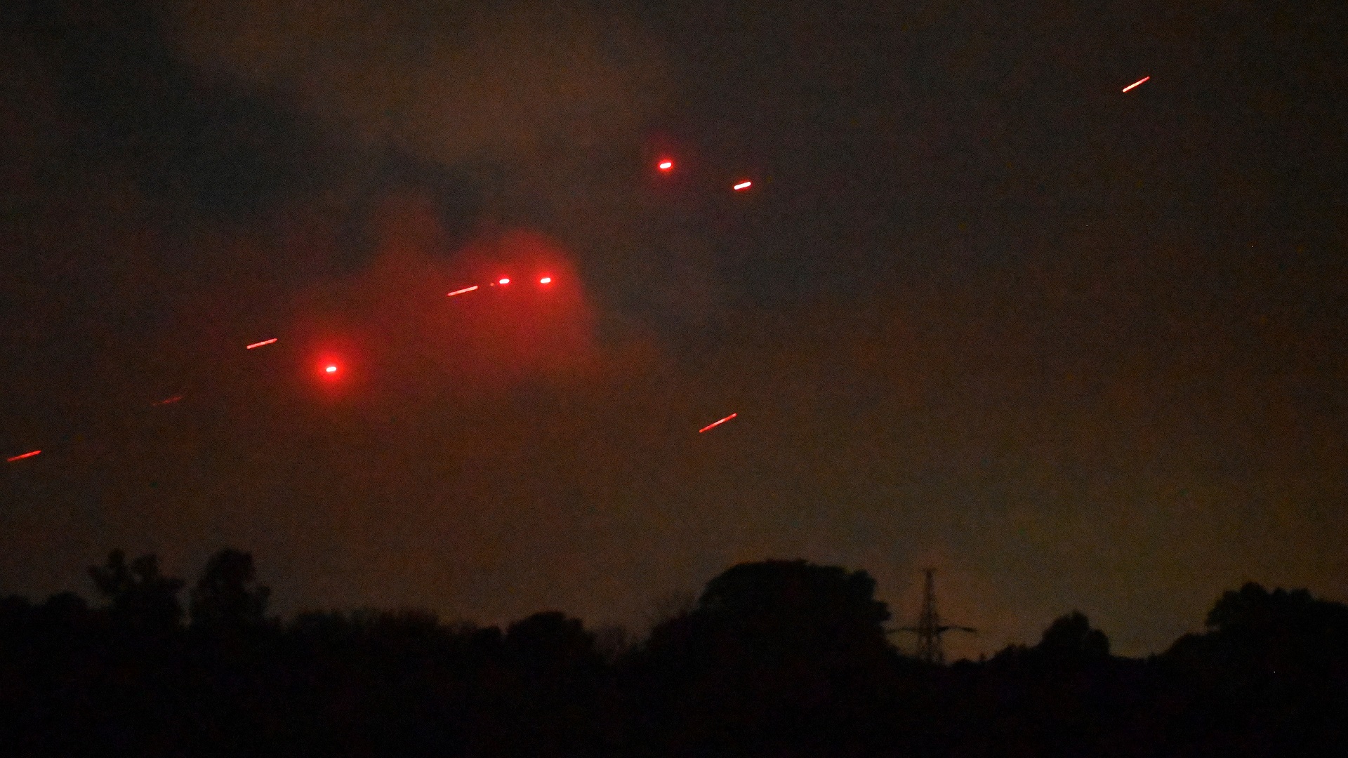 مقتل وإصابة 3 بسقوط شظايا مسيرة أوكرانية على مبنى في روسيا 