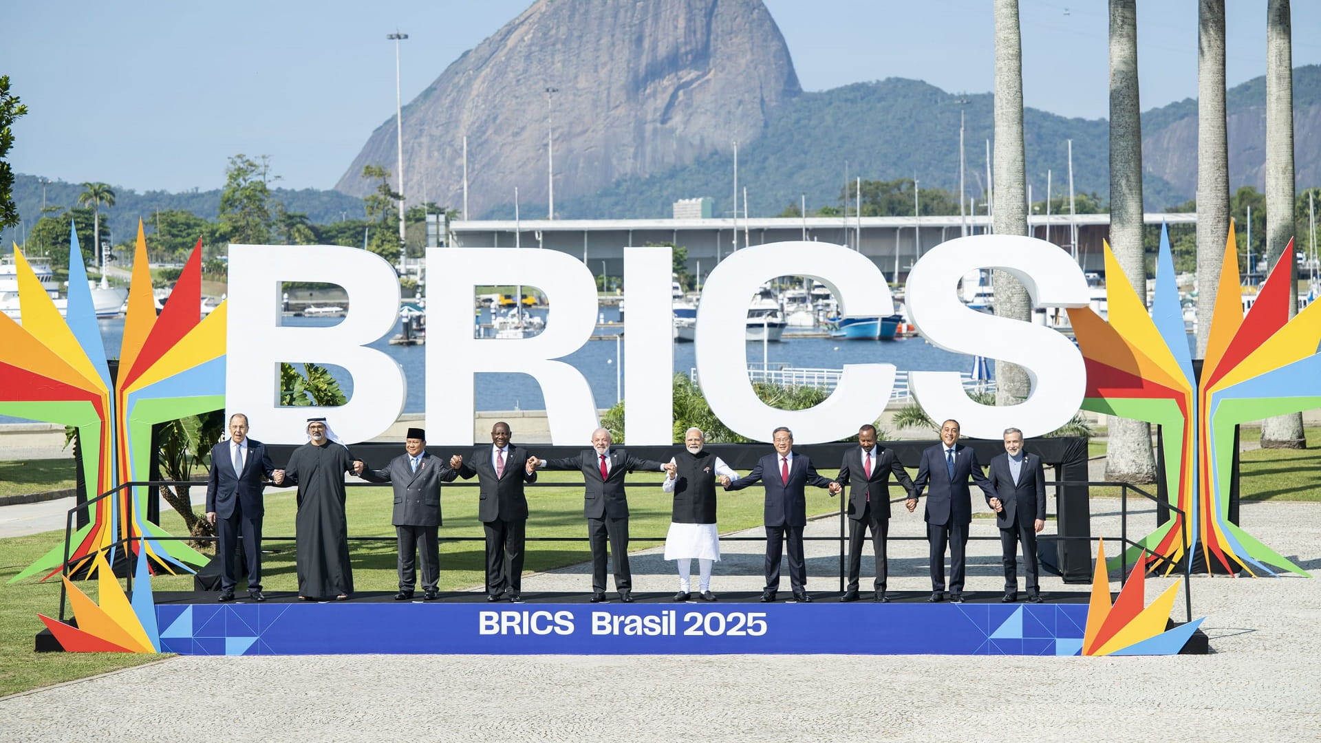 Khaled bin Mohamed leads UAE delegation at 17th BRICS Summit 