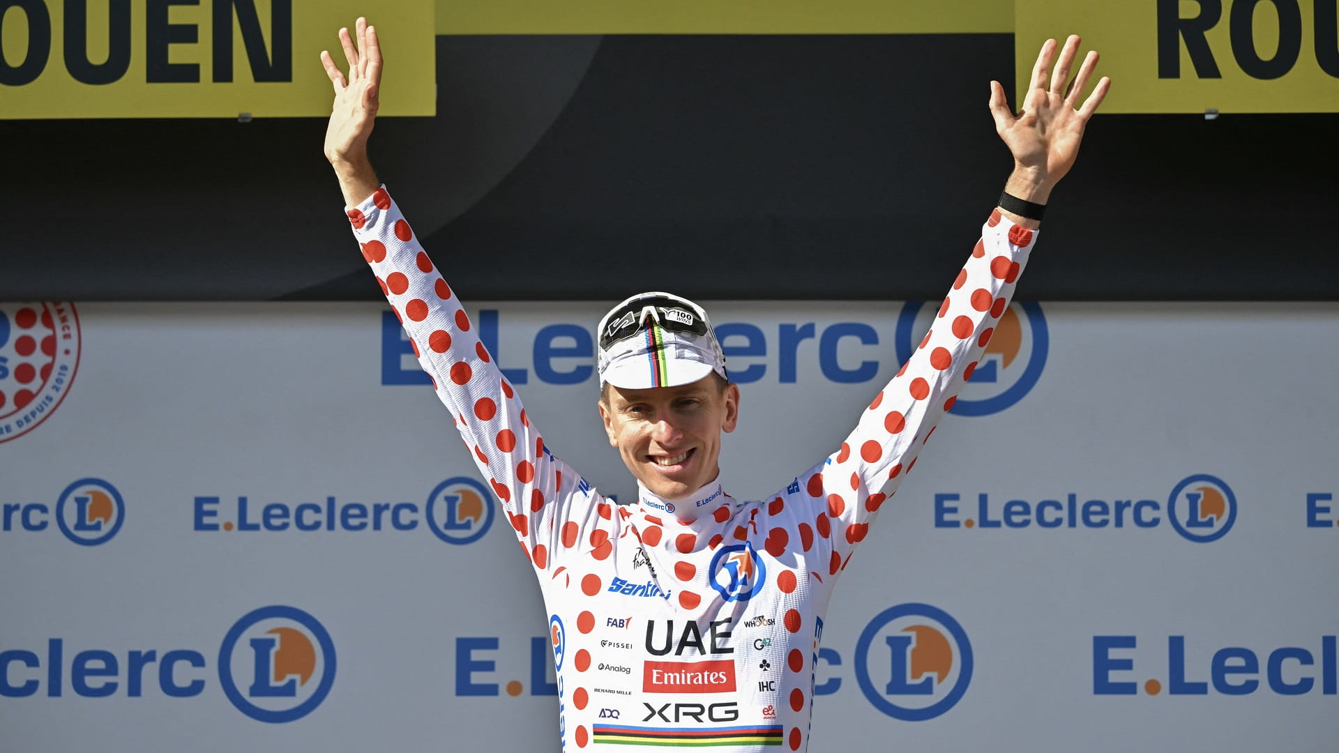 نجم فريق الإمارات بوجاتشار يتوّج بالمرحلة الـ4 من طواف فرنسا  