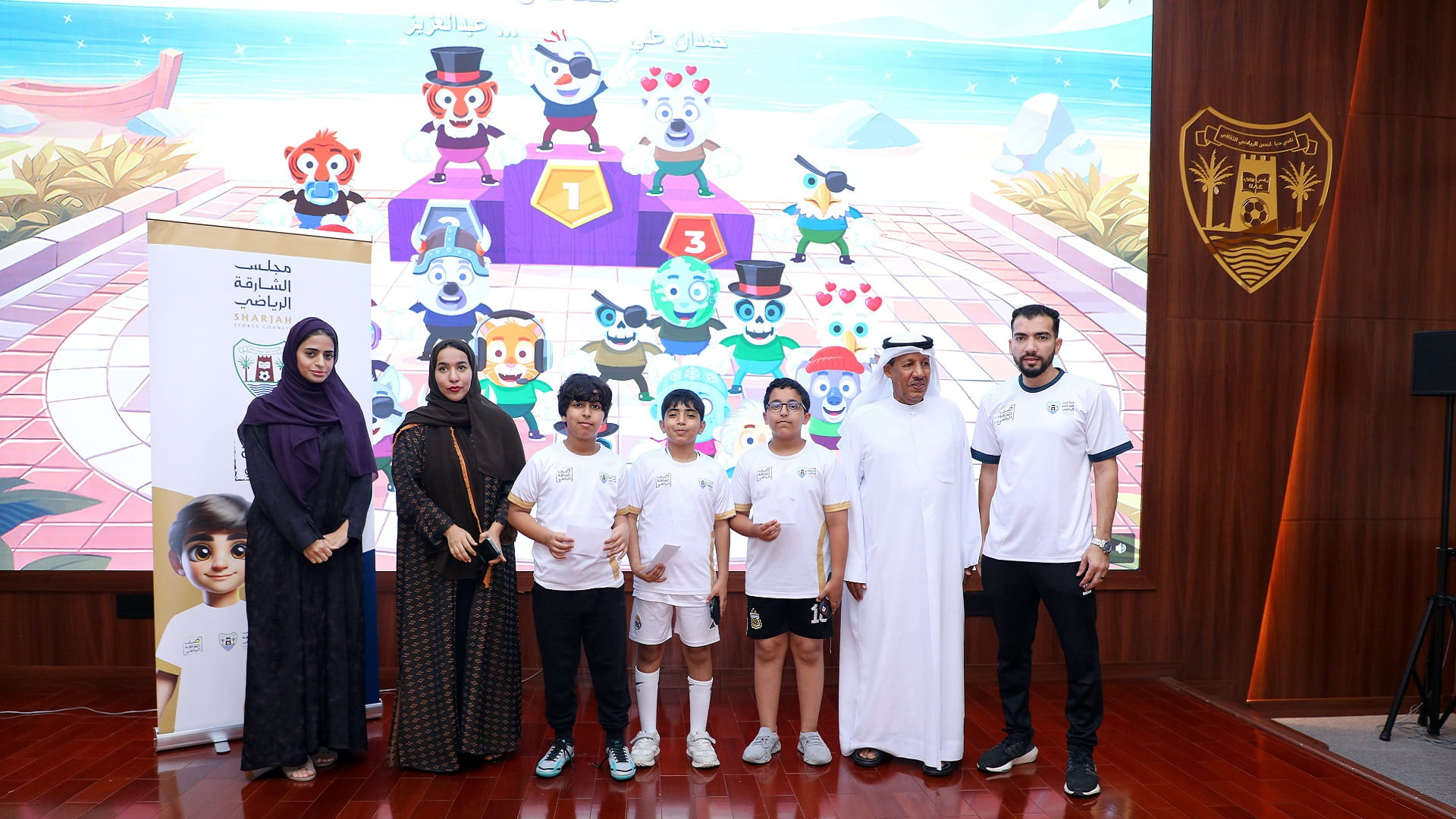 نادي دبا الحصن يفتتح فعاليات "هنا الشارقة" بورشة بيئية وأنشطة نوعية