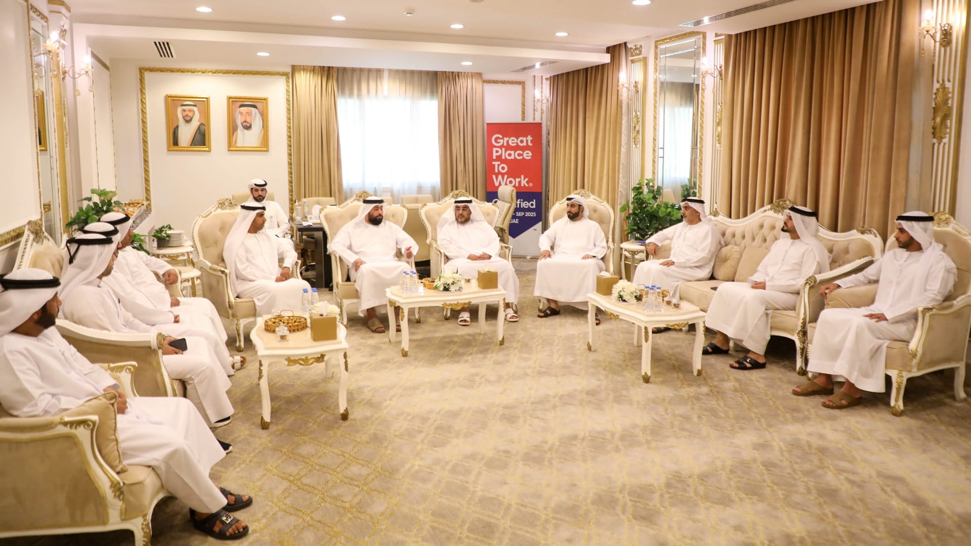 وفد "شؤون البلديات" يشيد بجهود مجلس وبلدية الحمرية في تطوير المشاريع 