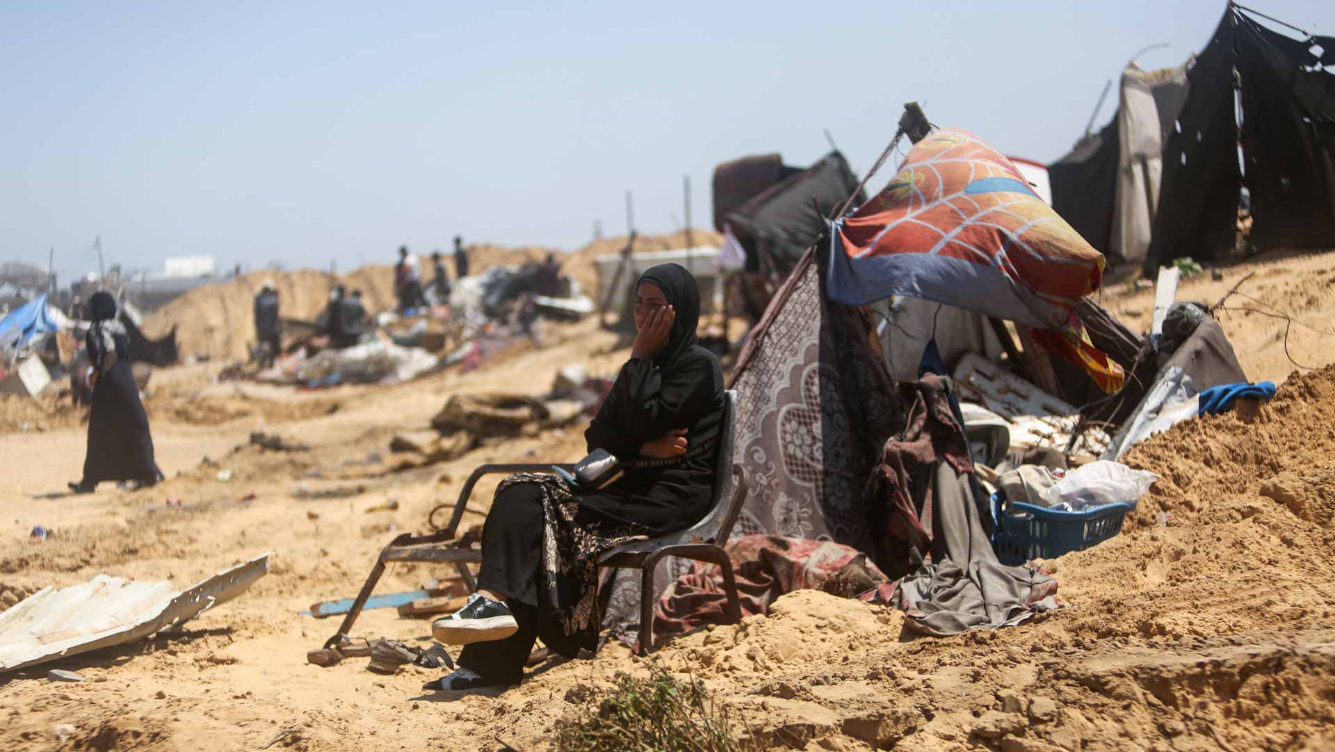 Israeli air strikes kill, injury dozens of Palestinians in Gaza 