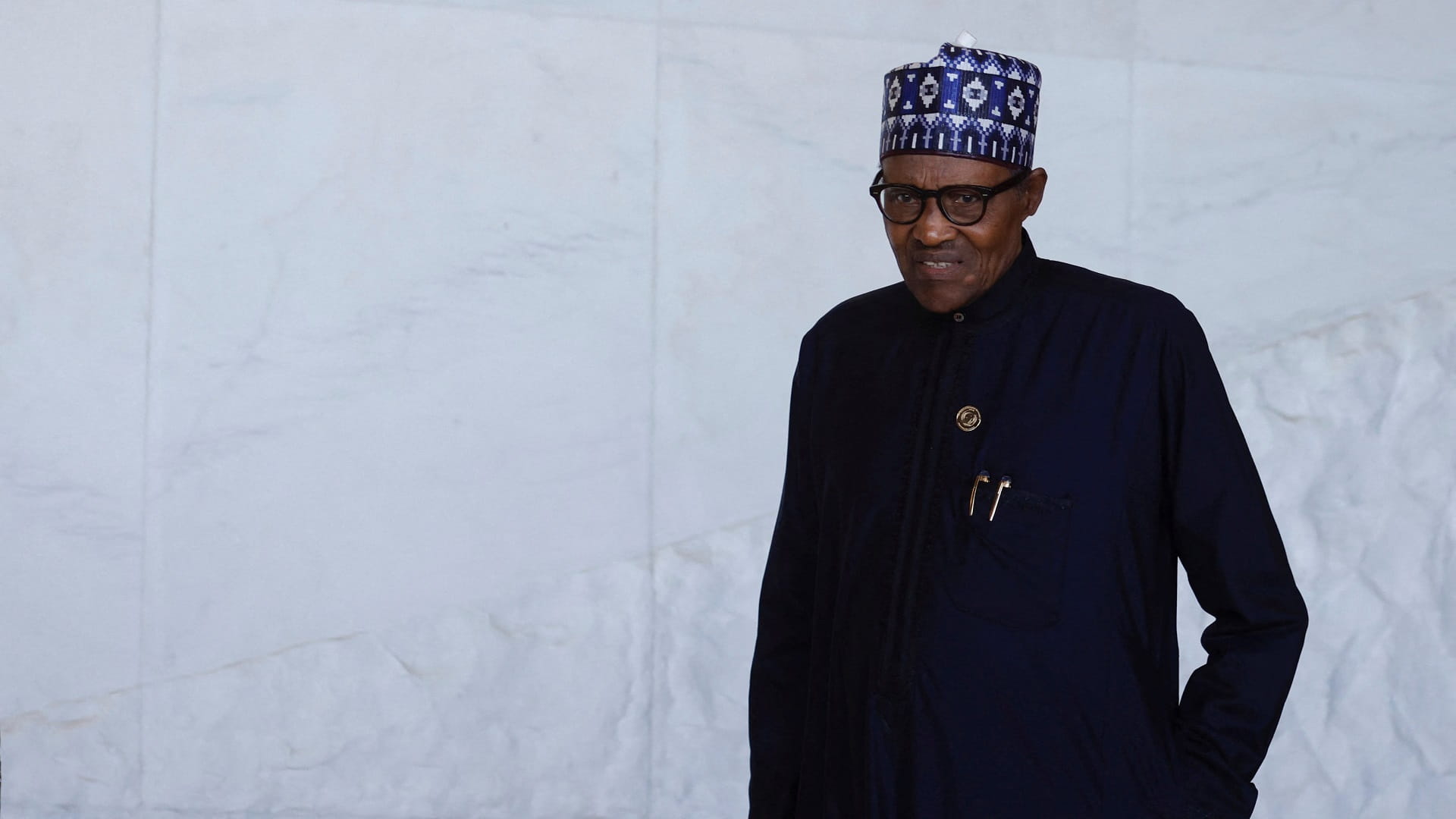 الموت يغيب رئيس نيجيريا السابق محمد بخاري عن 82 عاماً 